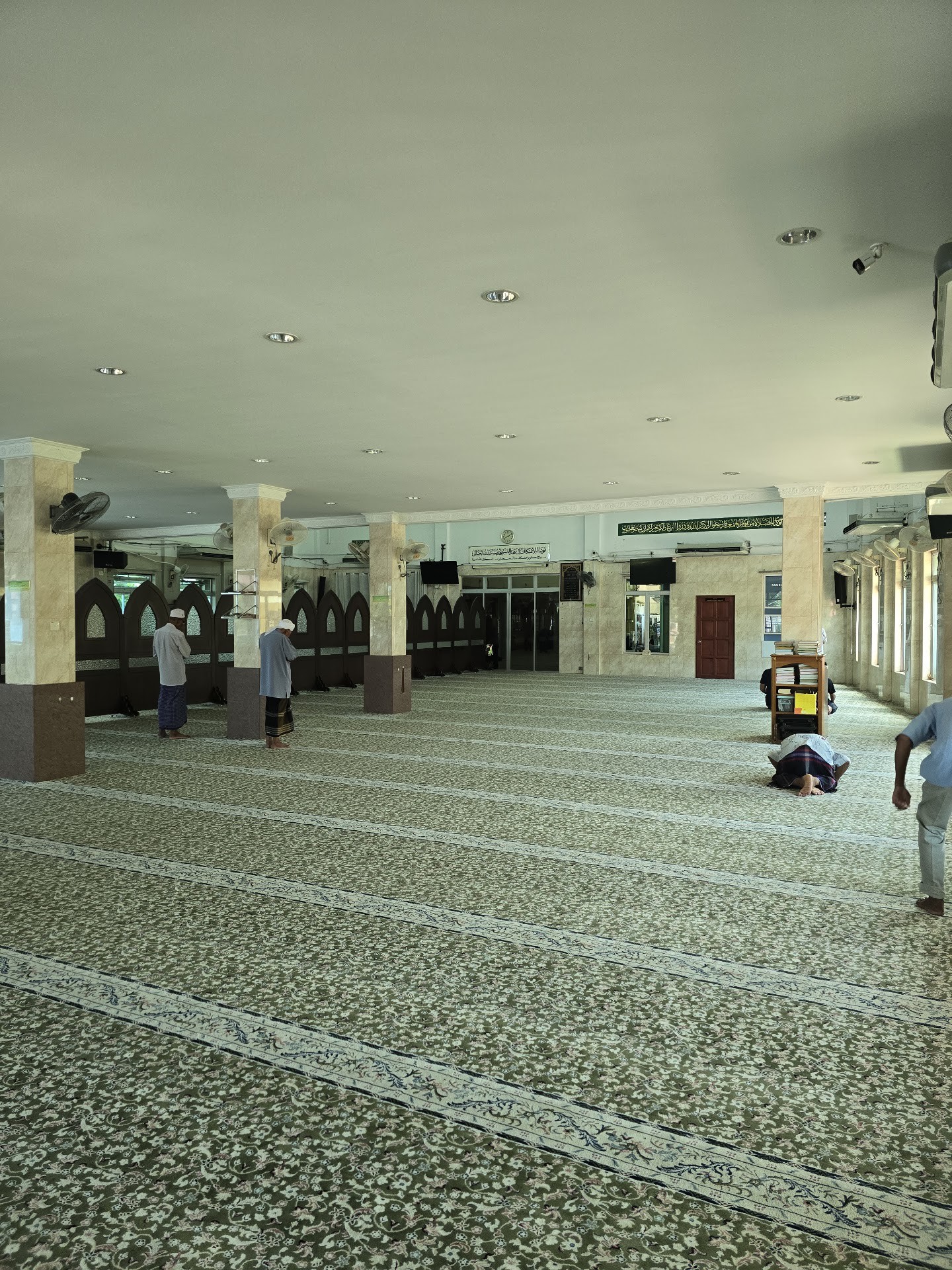 Gambar Masjid Hutan Kampung