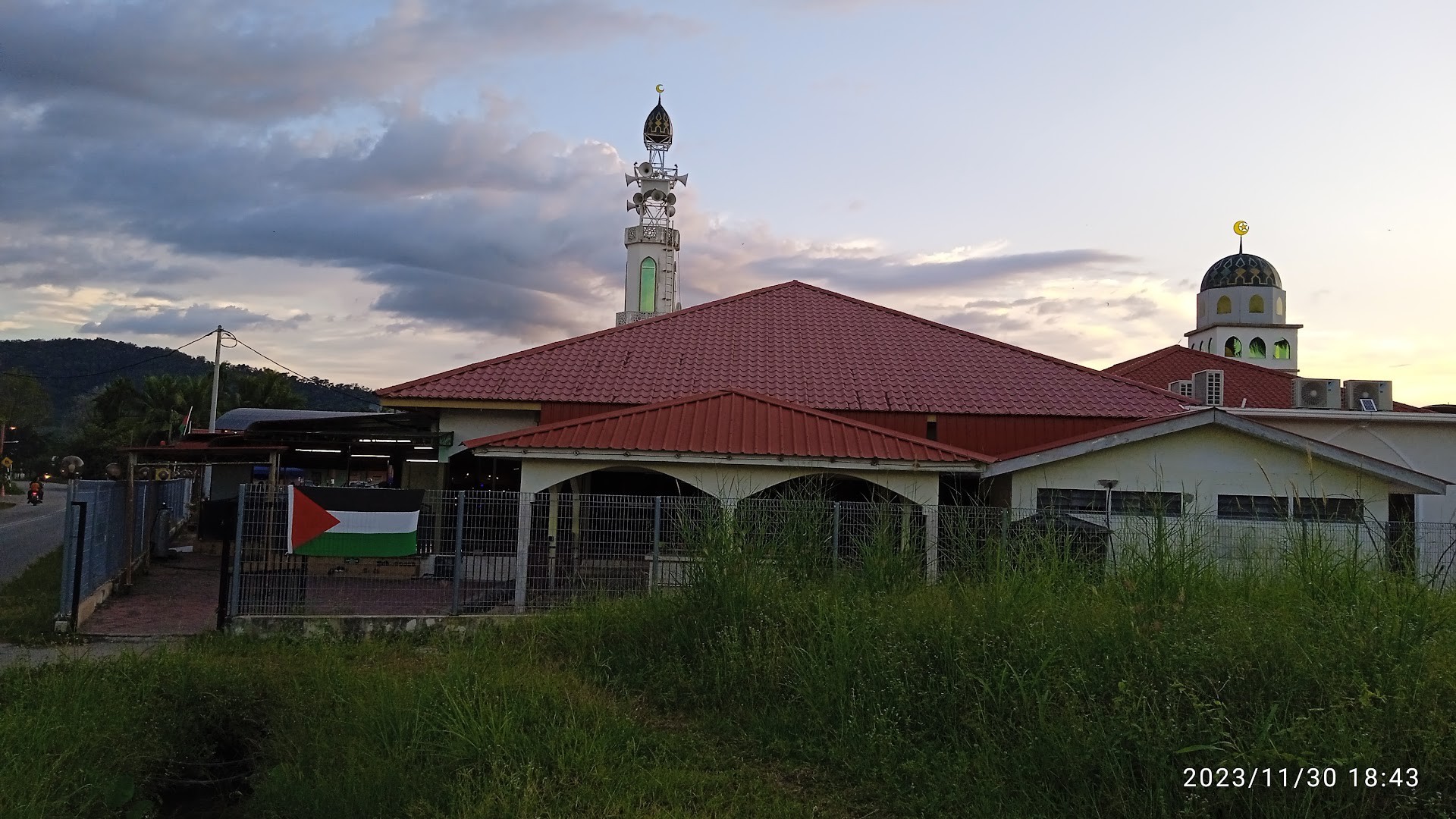 Gambar Masjid Nurul Hasanah Bukit Kechil Simpor