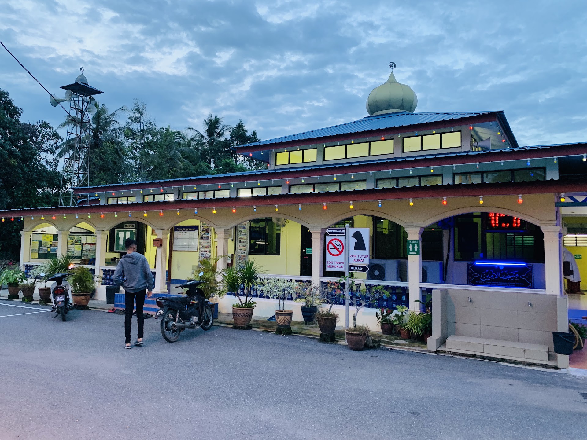 Gambar Masjid Al-Amin Cherok Mokkan