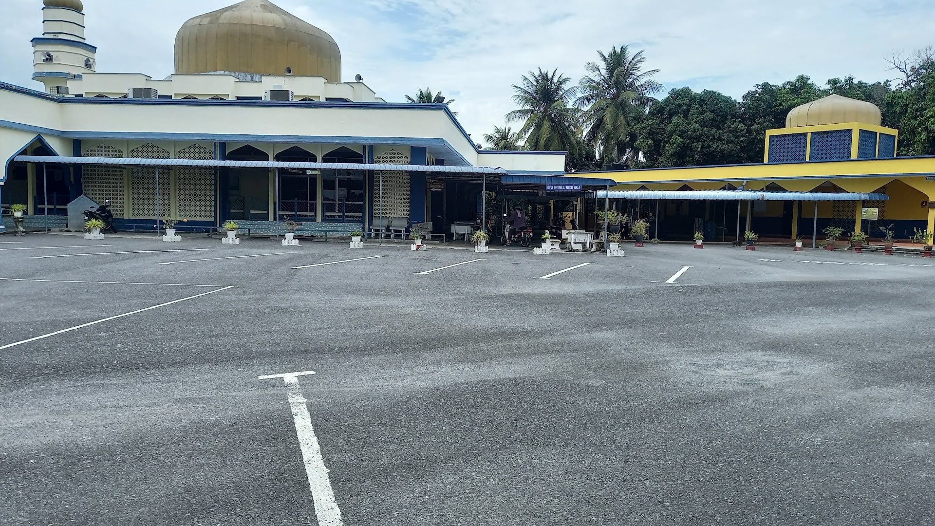 Gambar Masjid Ar-Rahmaniah