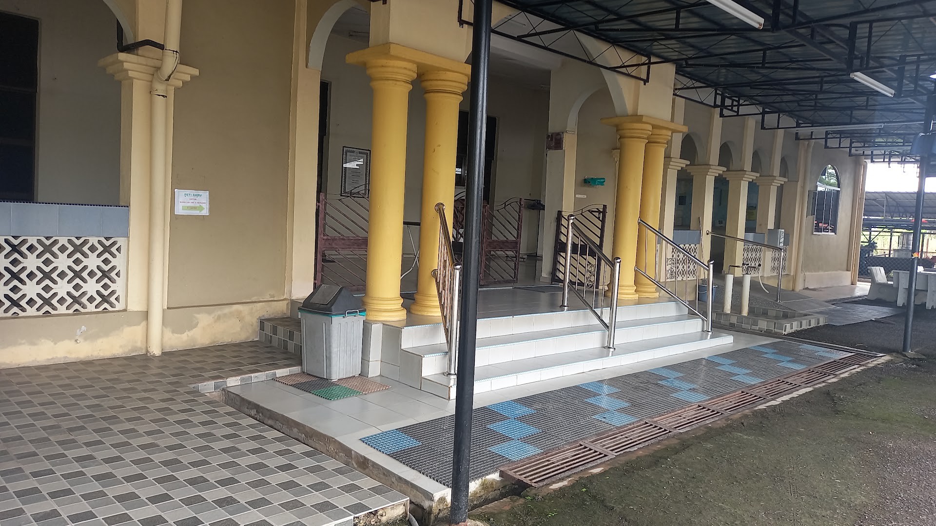 Gambar Masjid Al-Azim ,Titi Tinggi