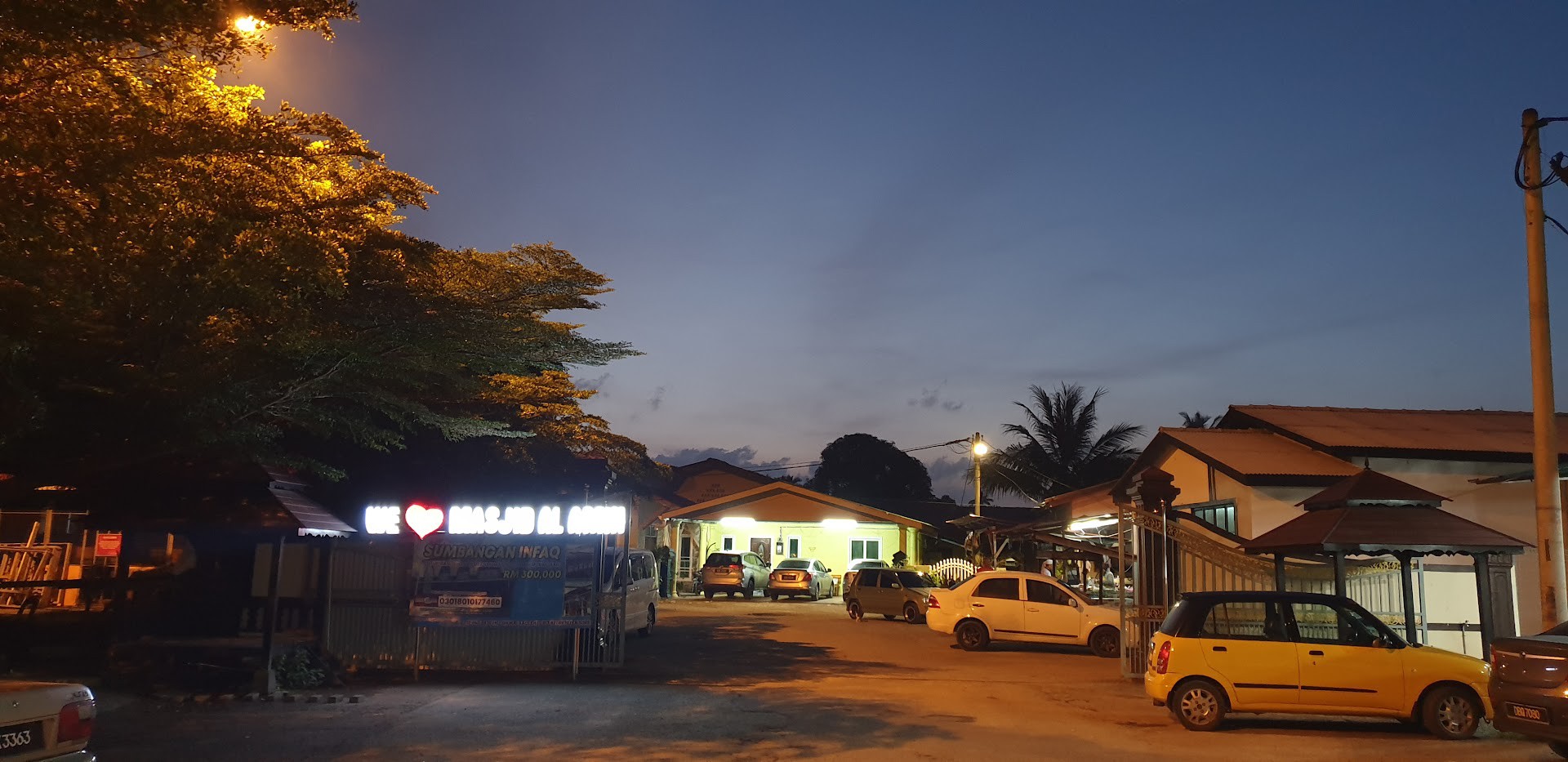 Gambar Masjid Mukim Demit