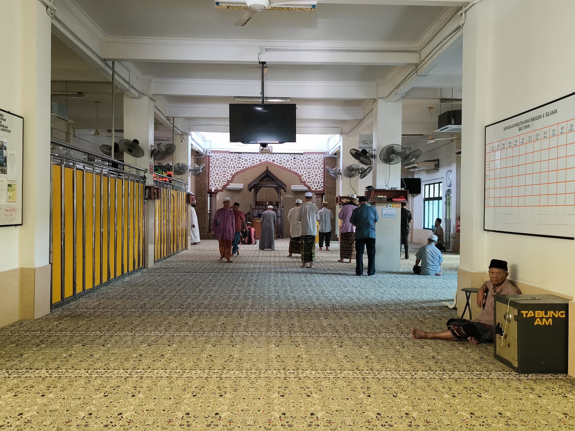 Gambar Masjid Mukim Binjai