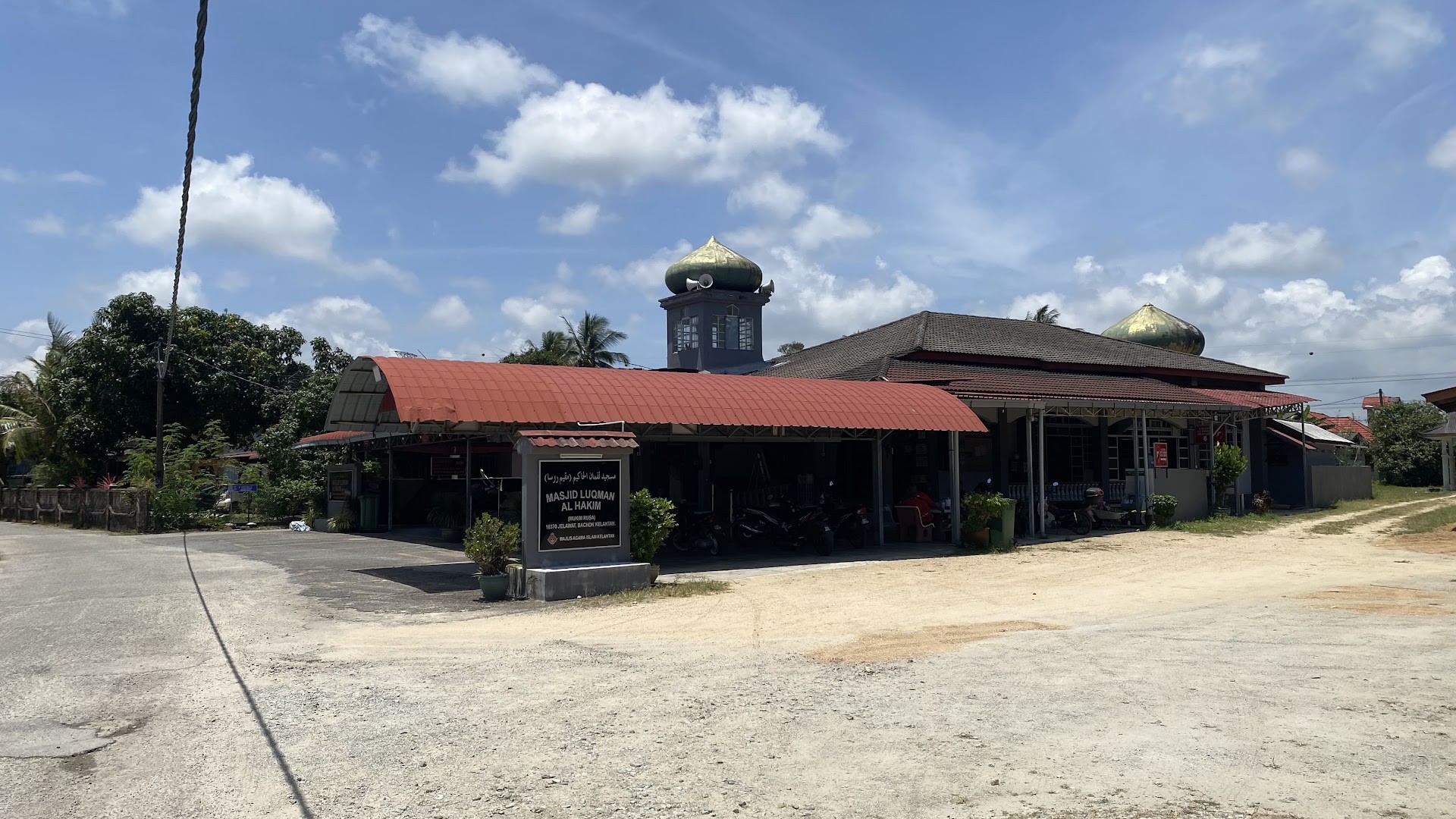 Gambar Masjid Mukim Rusa