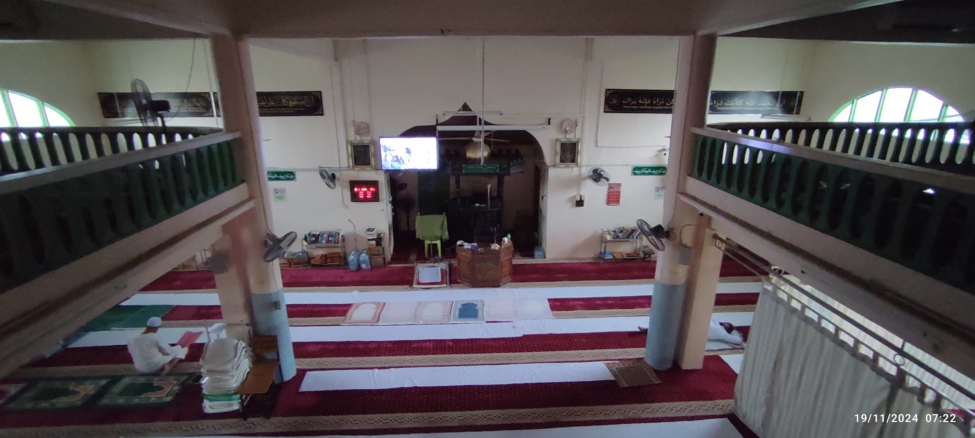 Gambar Masjid Mukim Nipah