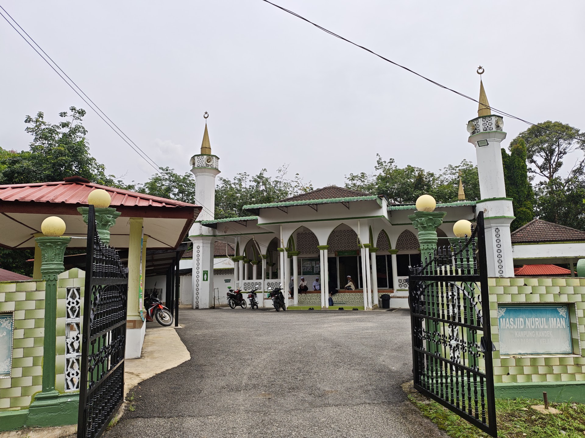 Gambar Masjid Mukim Kandek