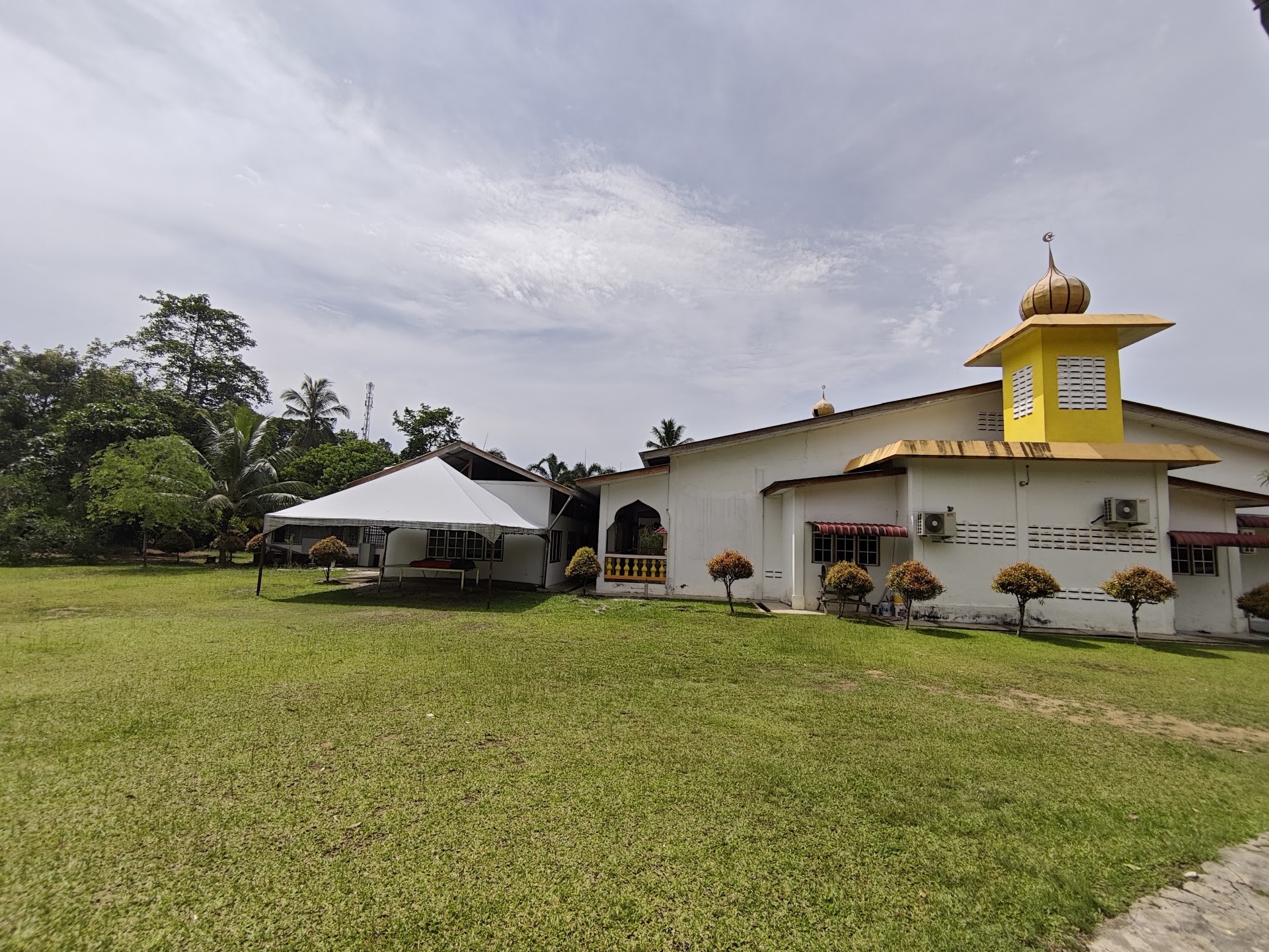 Gambar Masjid Mukim Enggong