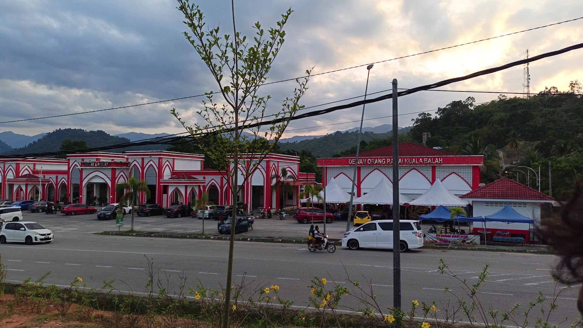 Gambar Masjid Mukim Kuala Balah