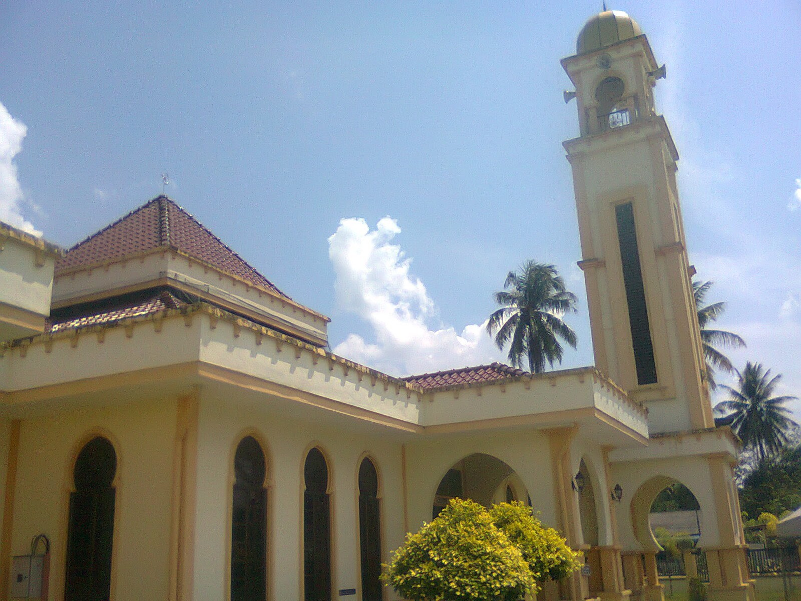 Gambar Masjid Kampung Kesom Haji Hussin