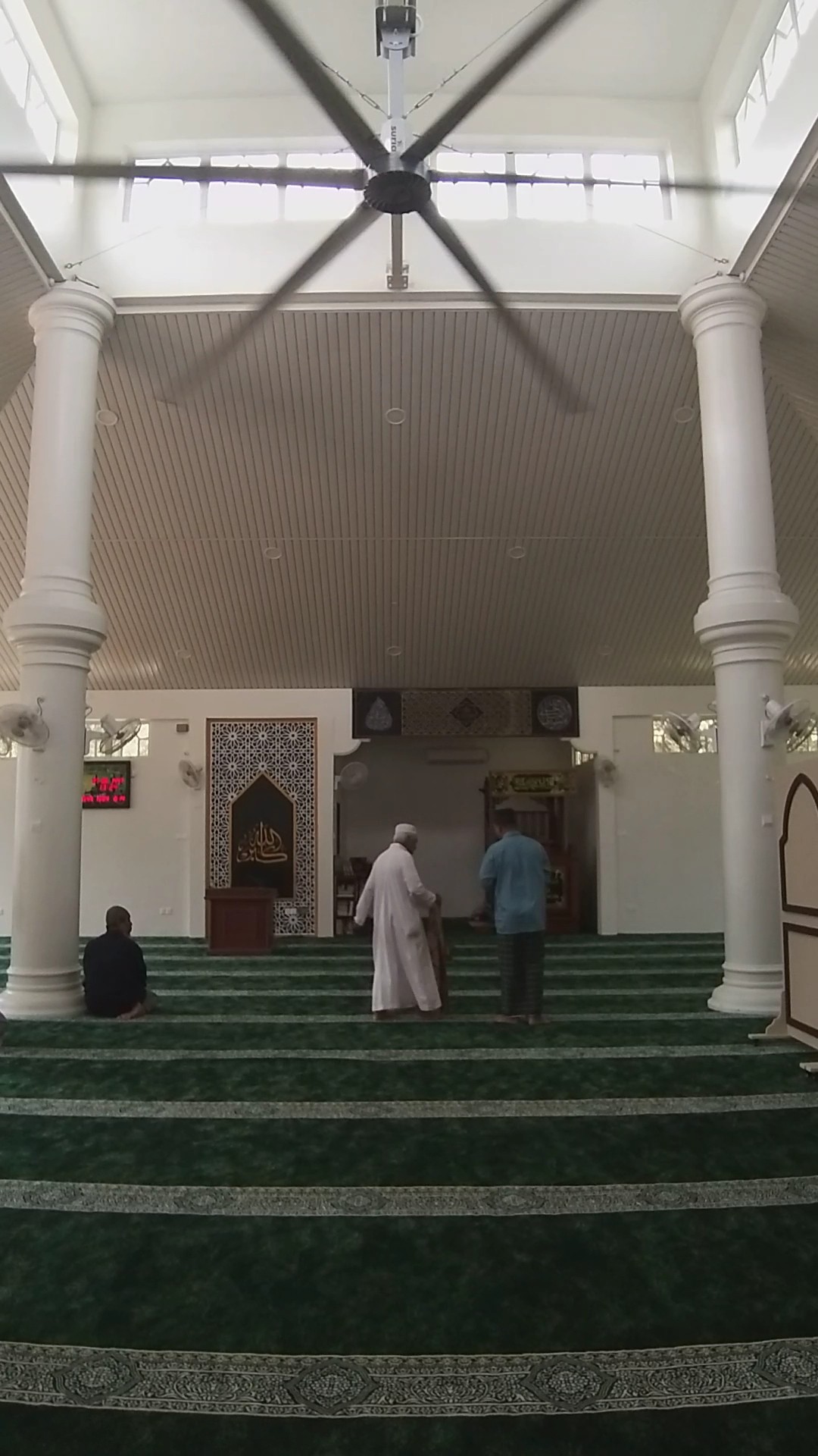 Gambar Masjid Padang Tengir