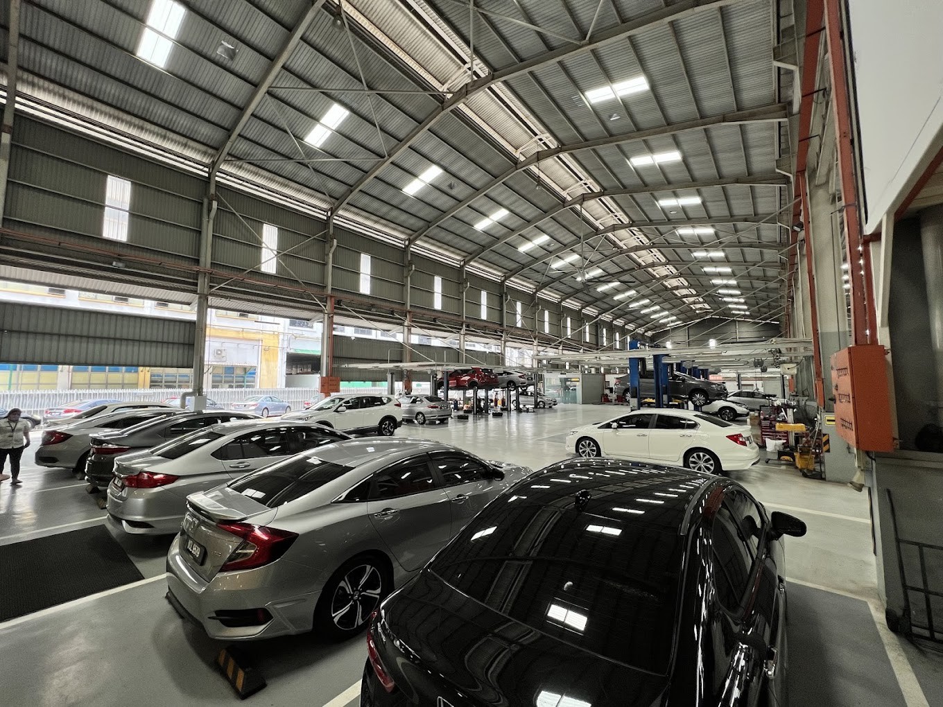 Gambar galeri Honda (USJ Car Express)