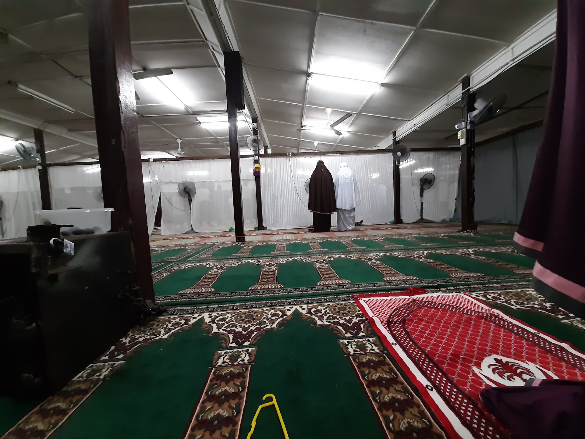 Gambar Masjid Mengabang Lekar