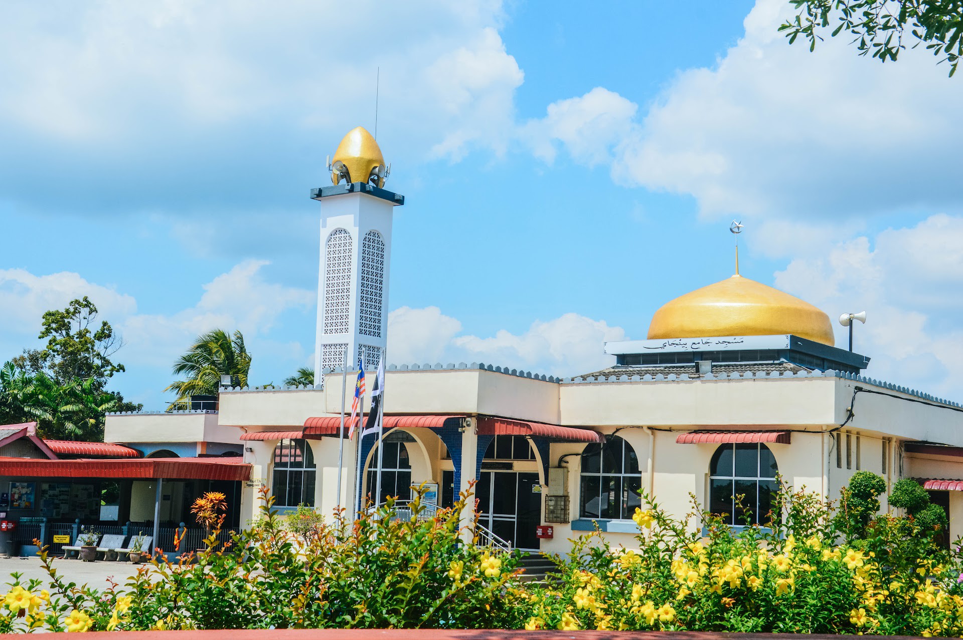 Gambar Masjid Binjai