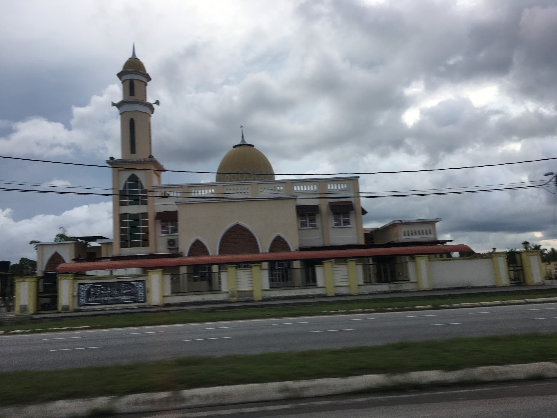 Gambar Masjid Kampung Padang Mengkuang