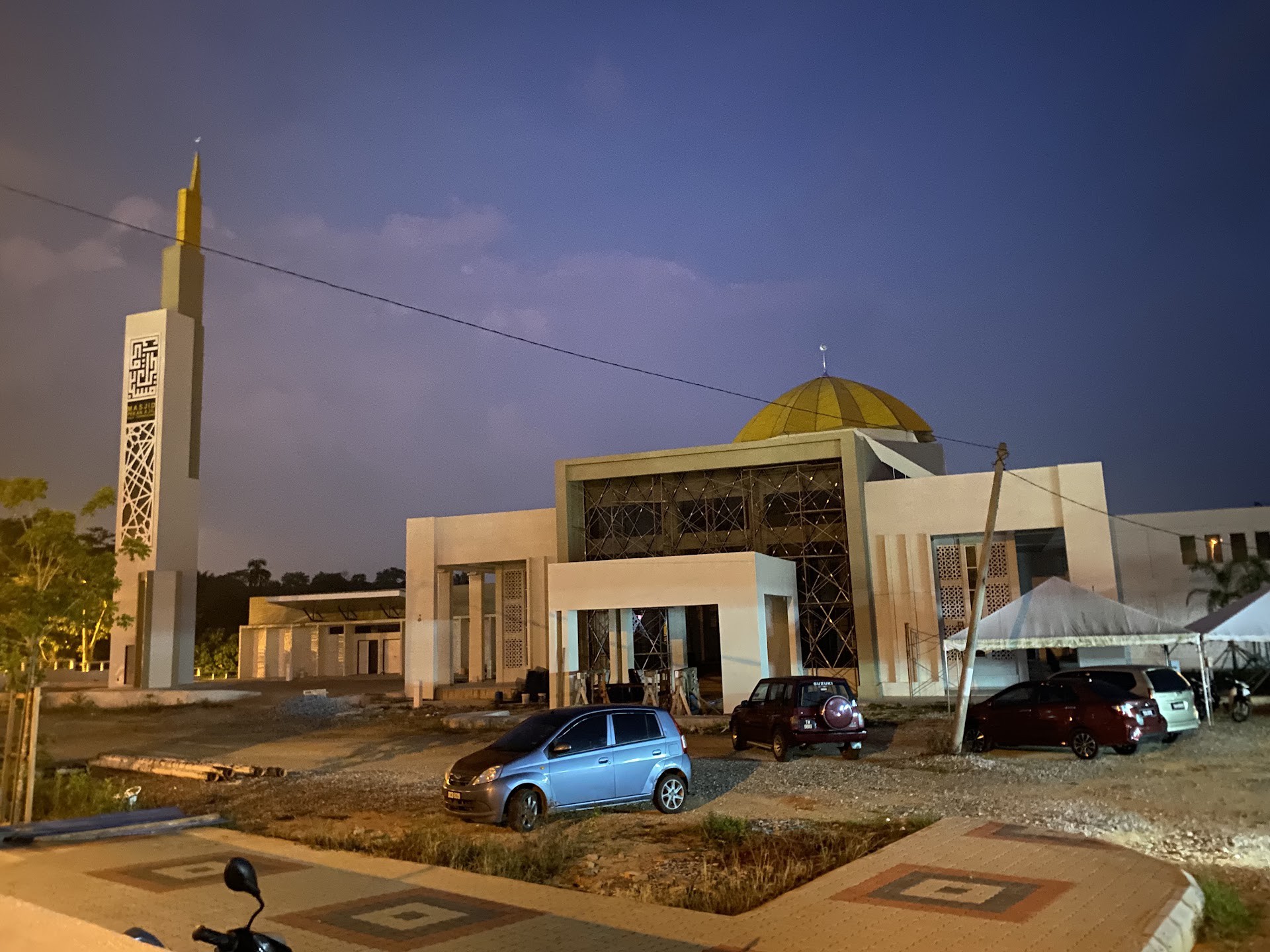 Gambar Masjid Ajil