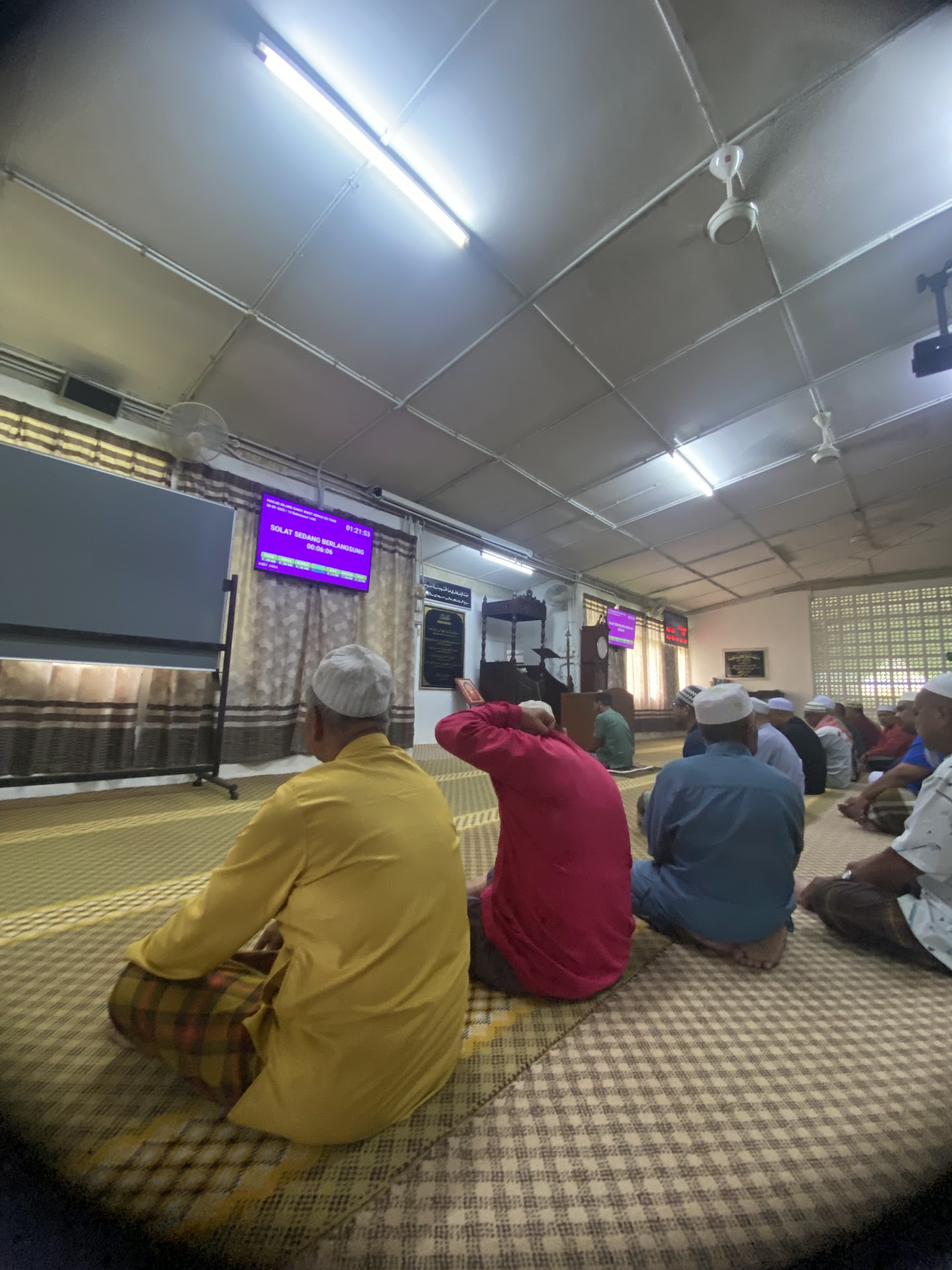 Gambar Masjid Kilang Sungai Tong