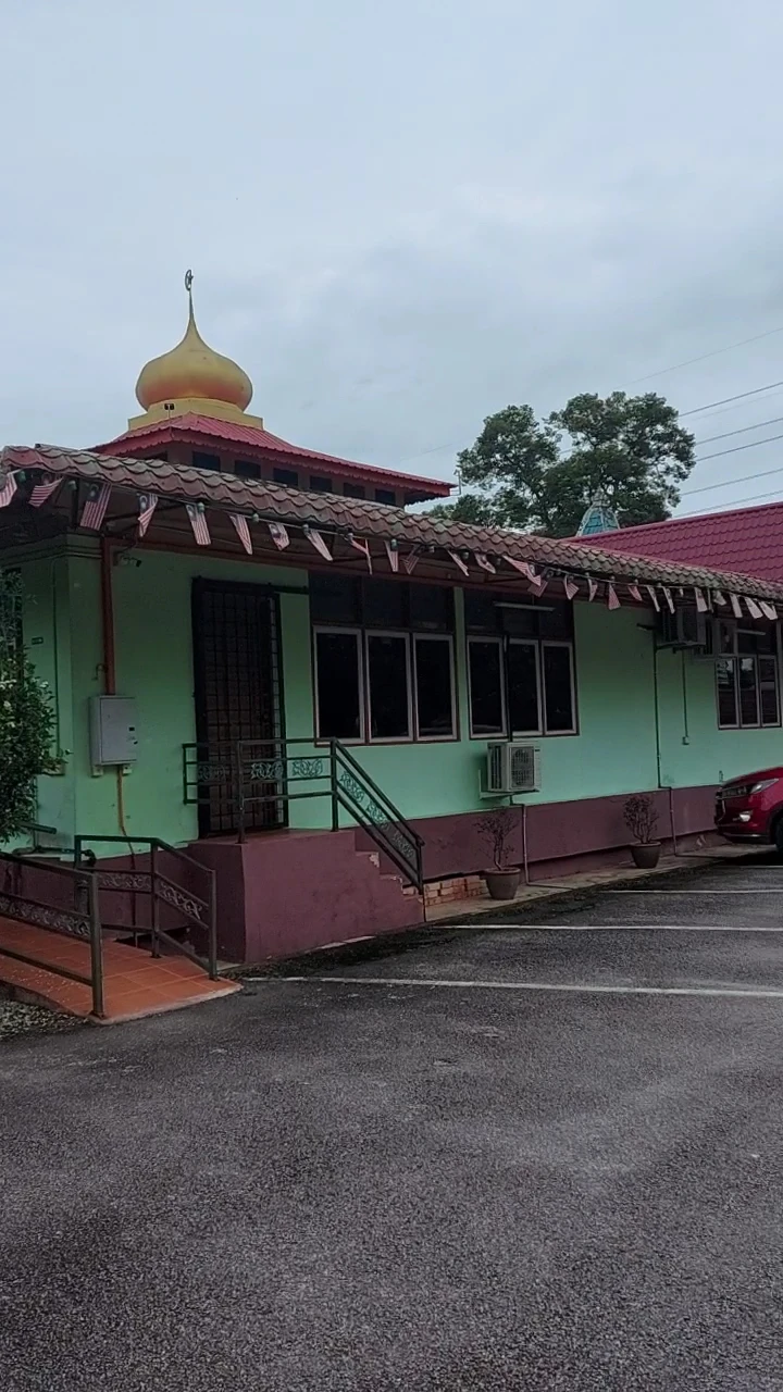 Gambar Masjid Al-Aman Kelemak