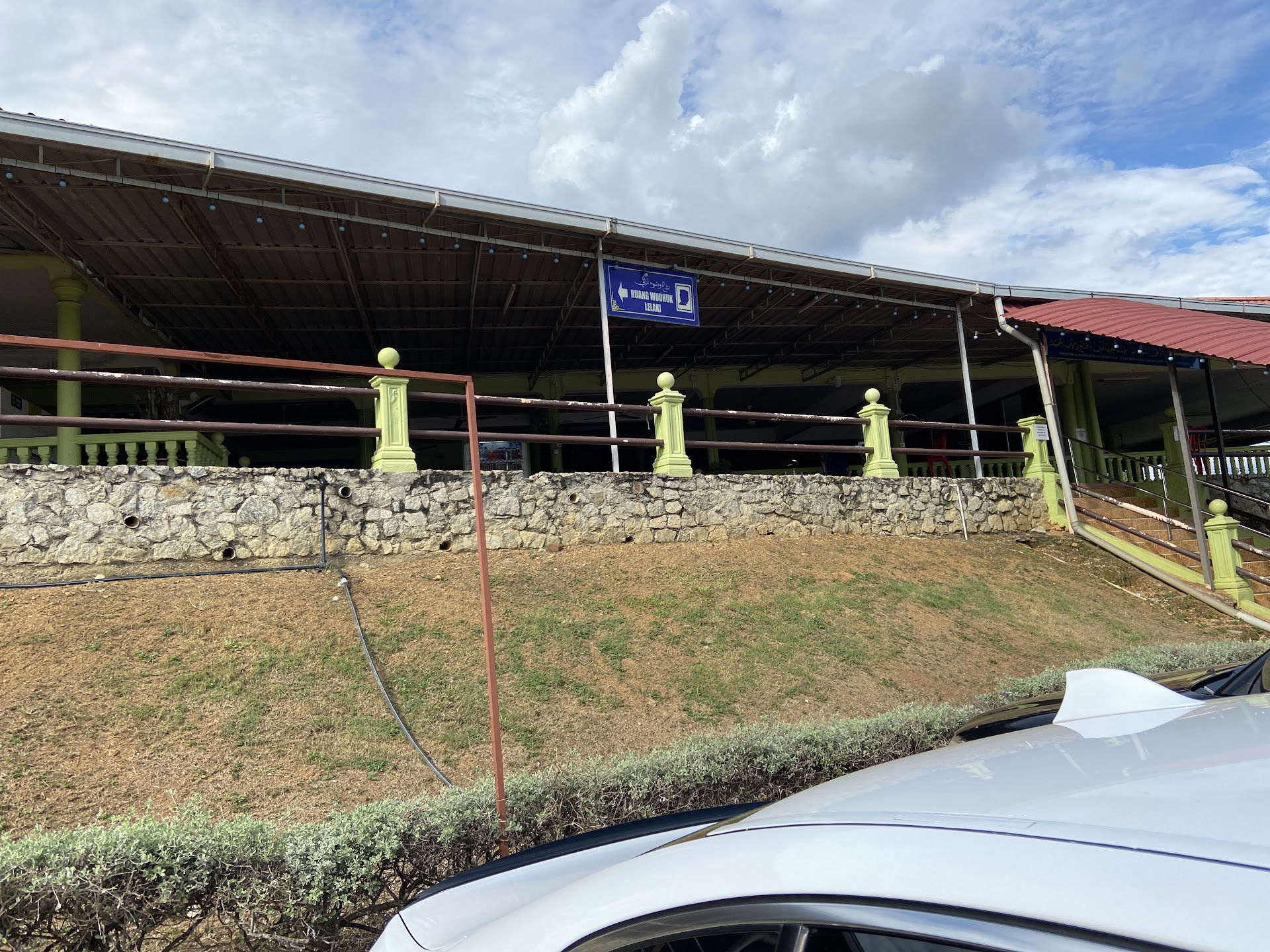 Gambar Masjid An-Naim Durian Tunggal