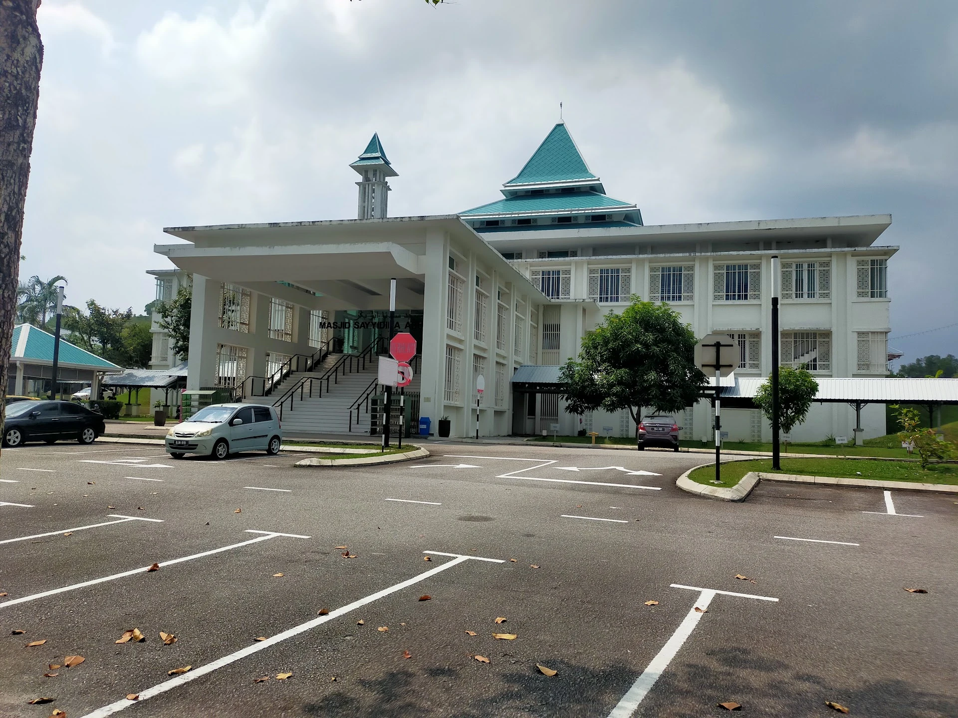 Gambar Masjid Sayyidina Abu Bakar