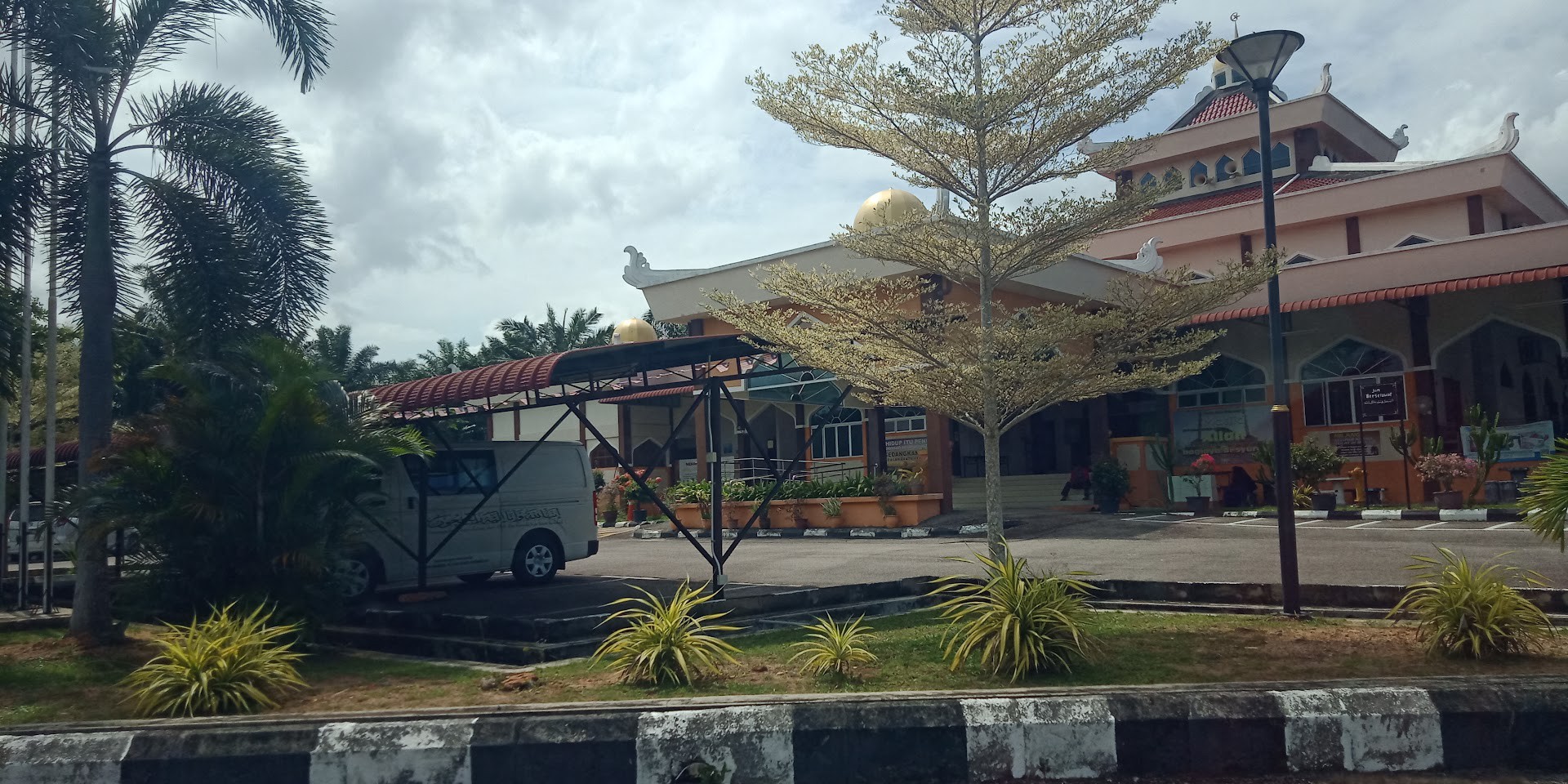 Gambar Masjid Al-Hasanah Pondok Kempas