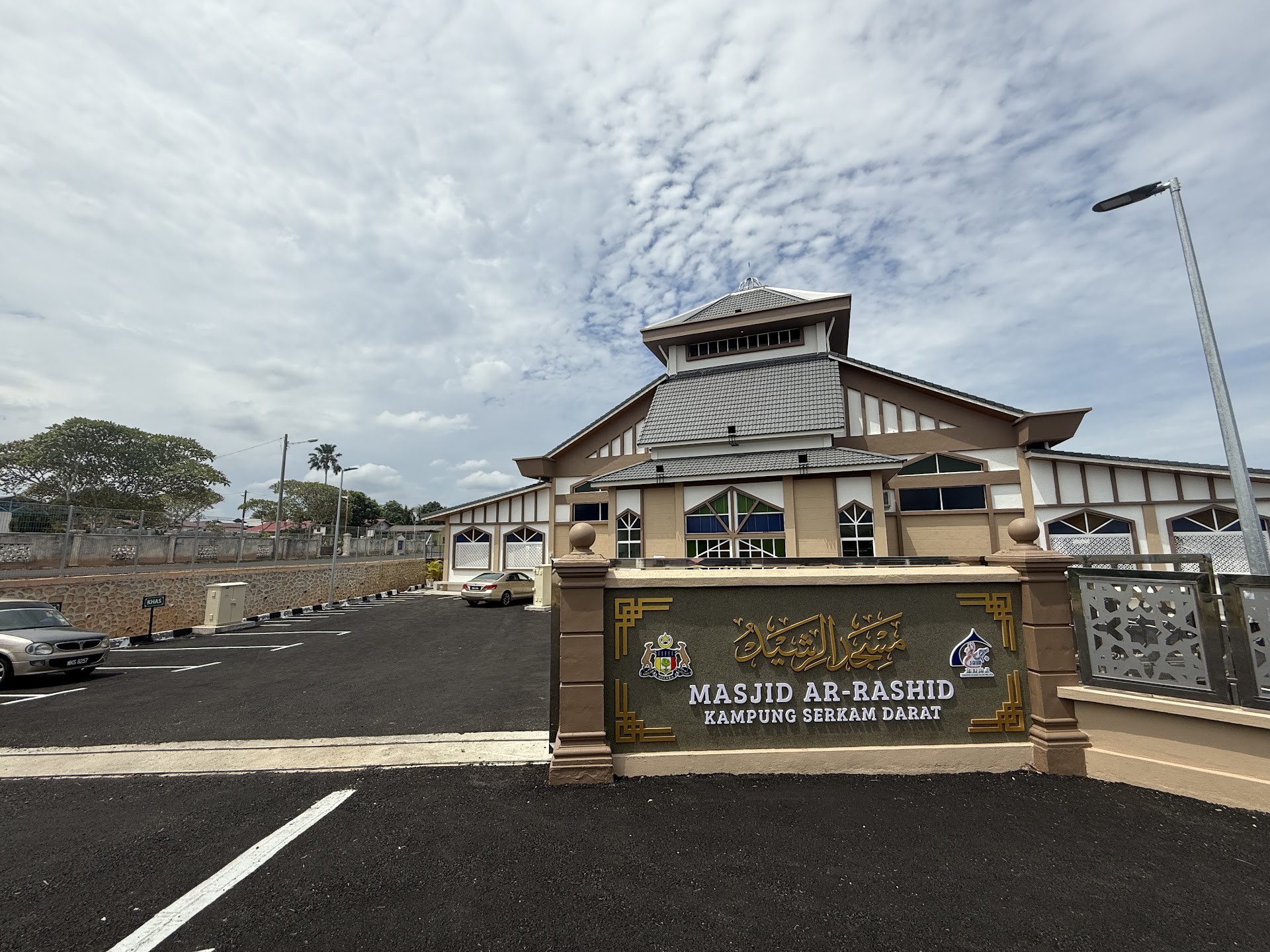 Gambar Masjid Ar-Rashid Serkam Darat
