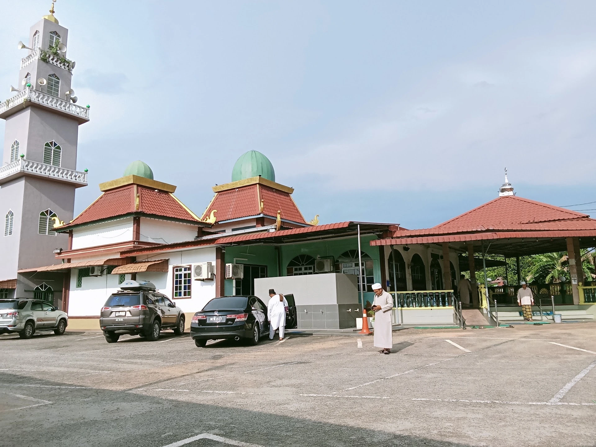 Gambar Masjid Al-Khairiah, Ayer Molek