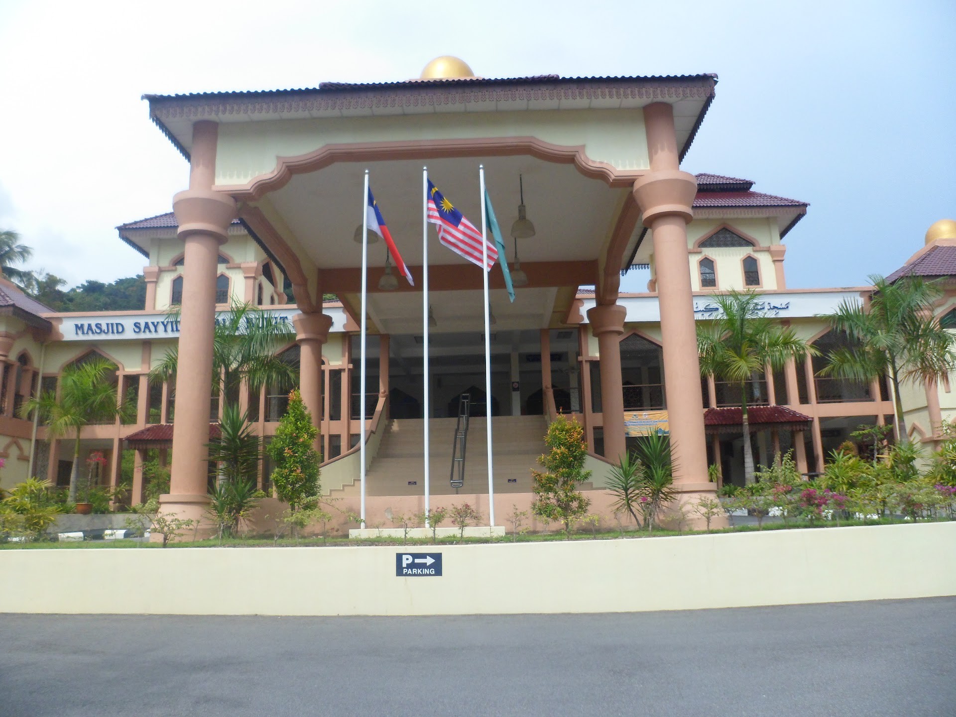Gambar Masjid Sayyidina Ali, Masjid Daerah Melaka Tengah