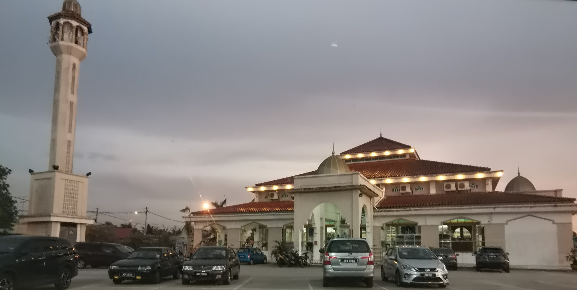 Gambar Masjid Pekan Rengit