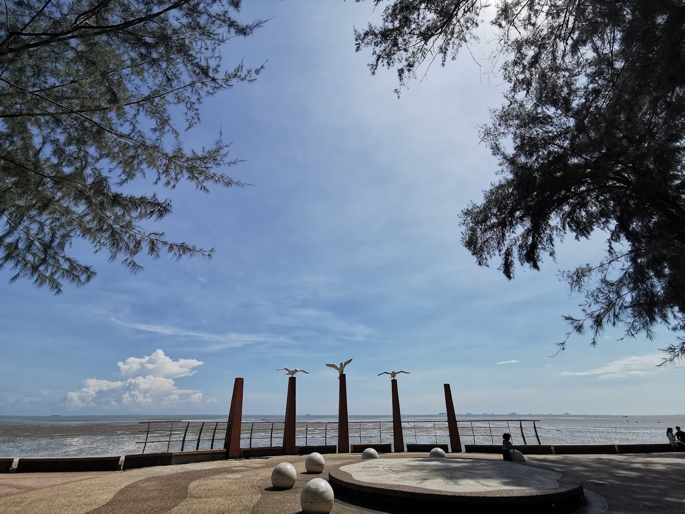 Gambar galeri Pantai Morib