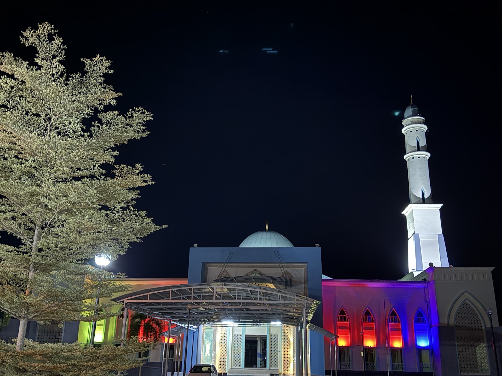 Gambar Masjid Iskandar