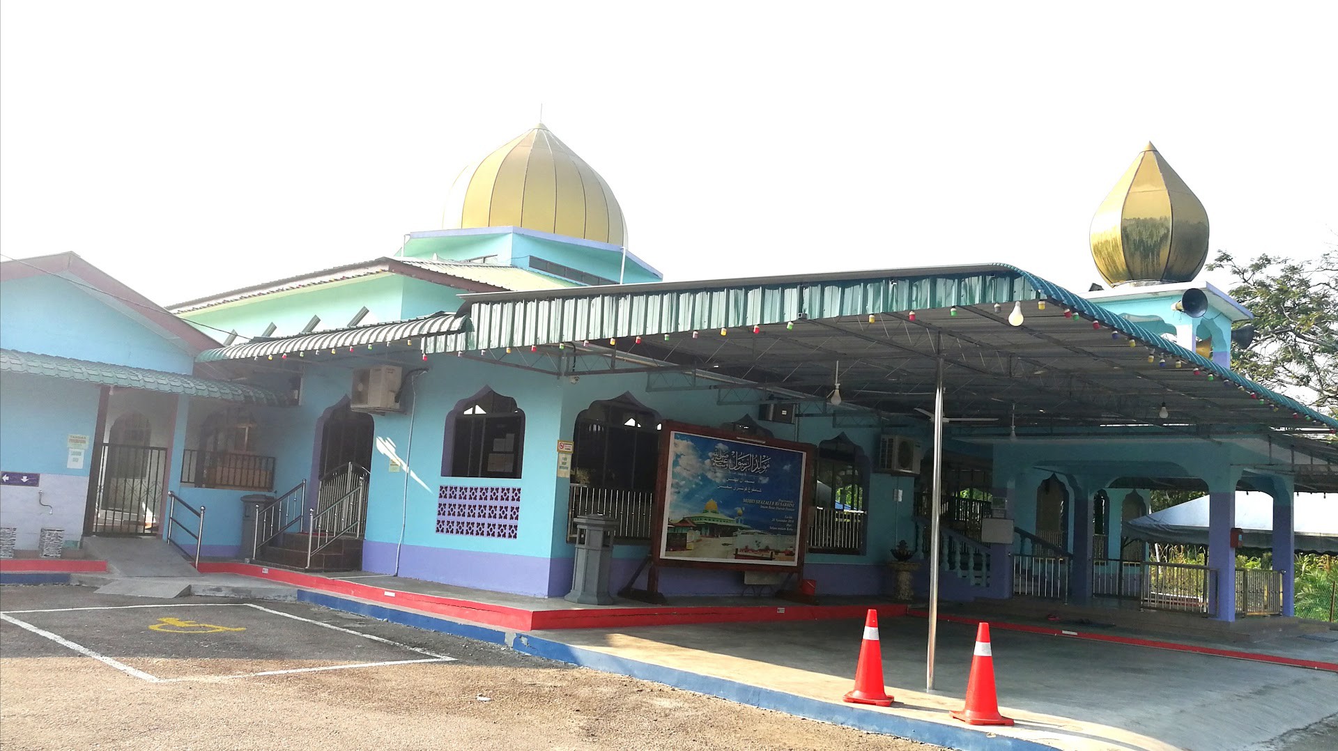 Gambar Masjid Al Ihsan