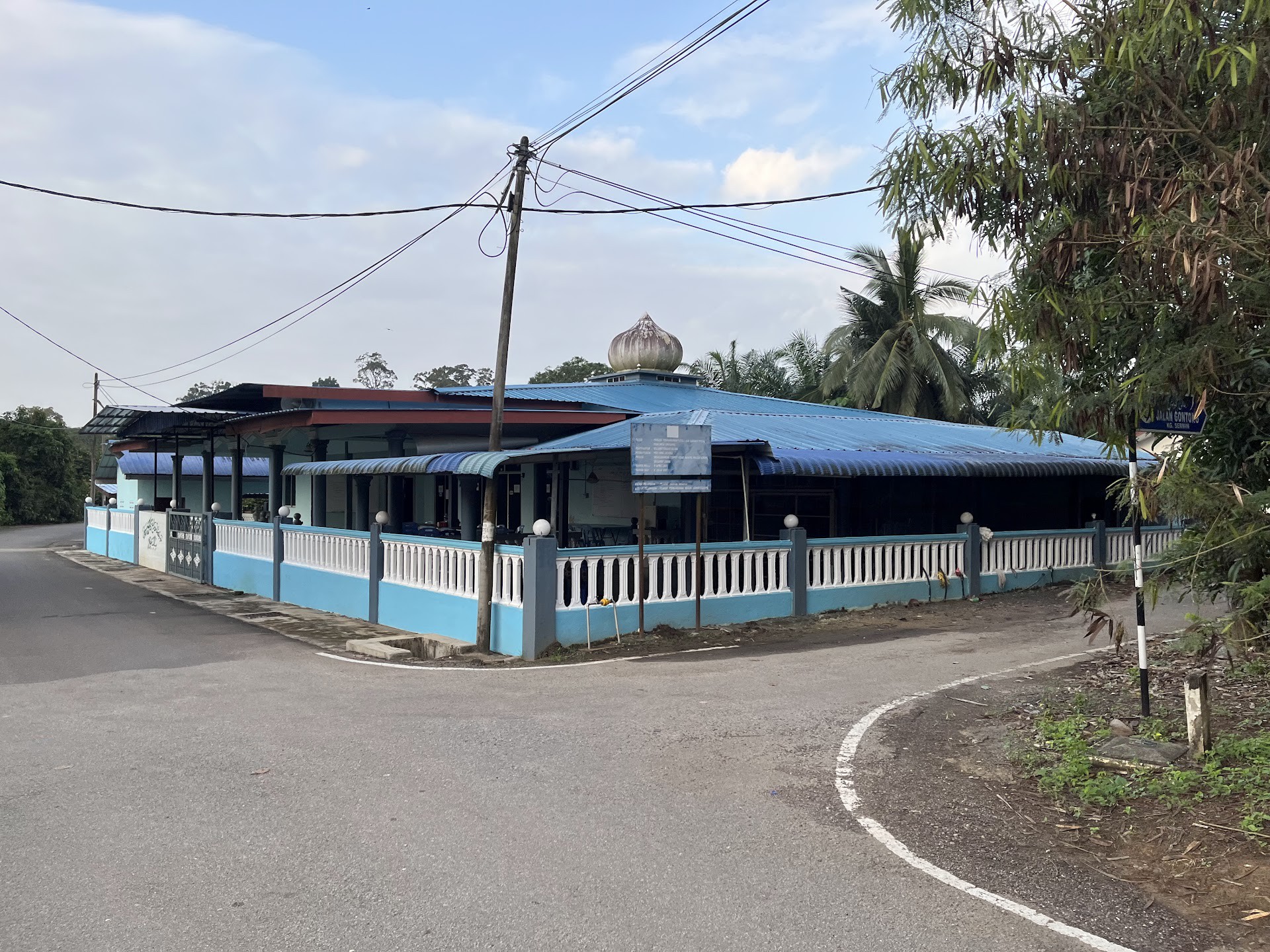Gambar Masjid Sermin