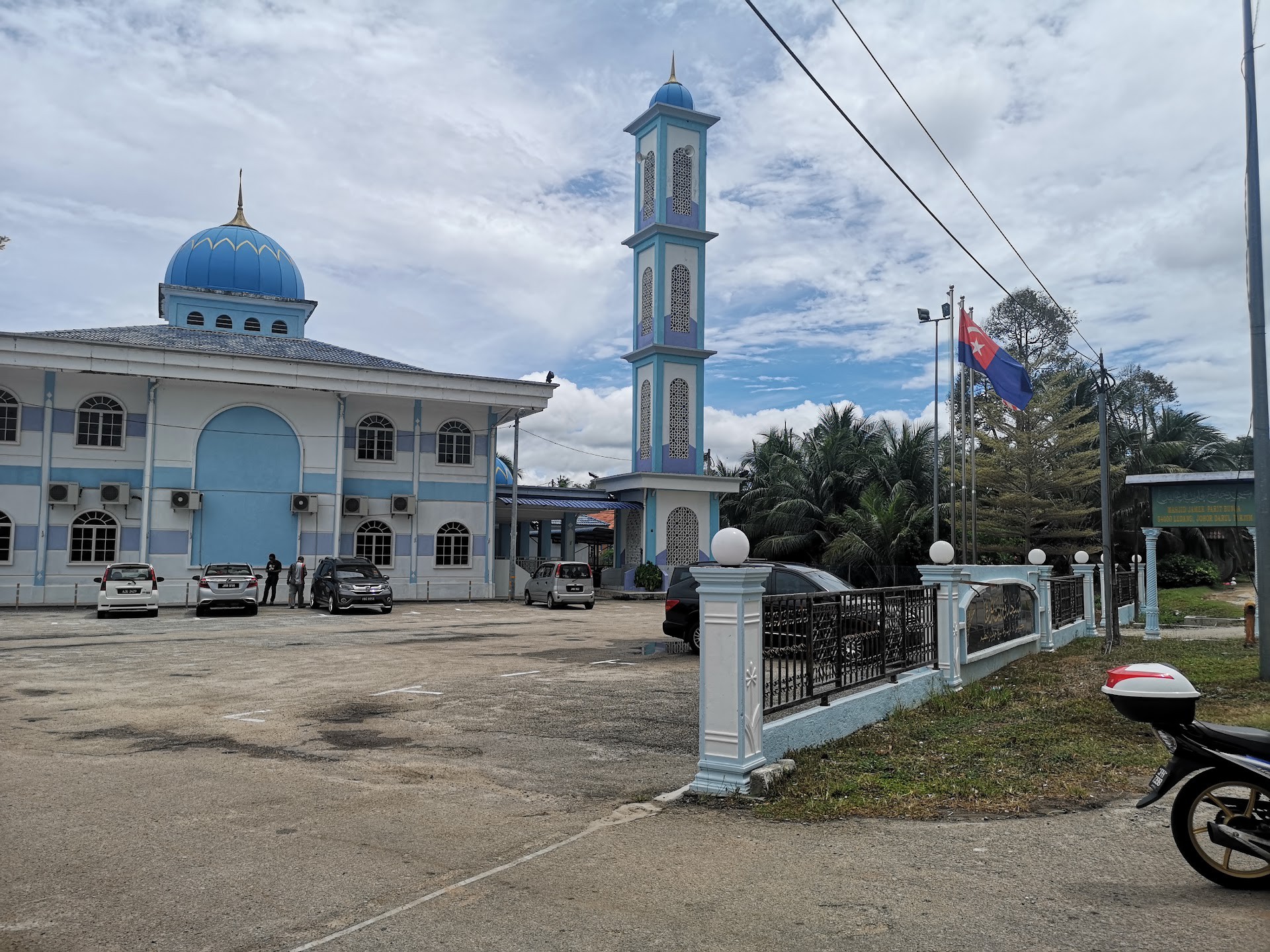 Gambar Masjid Parit Bunga