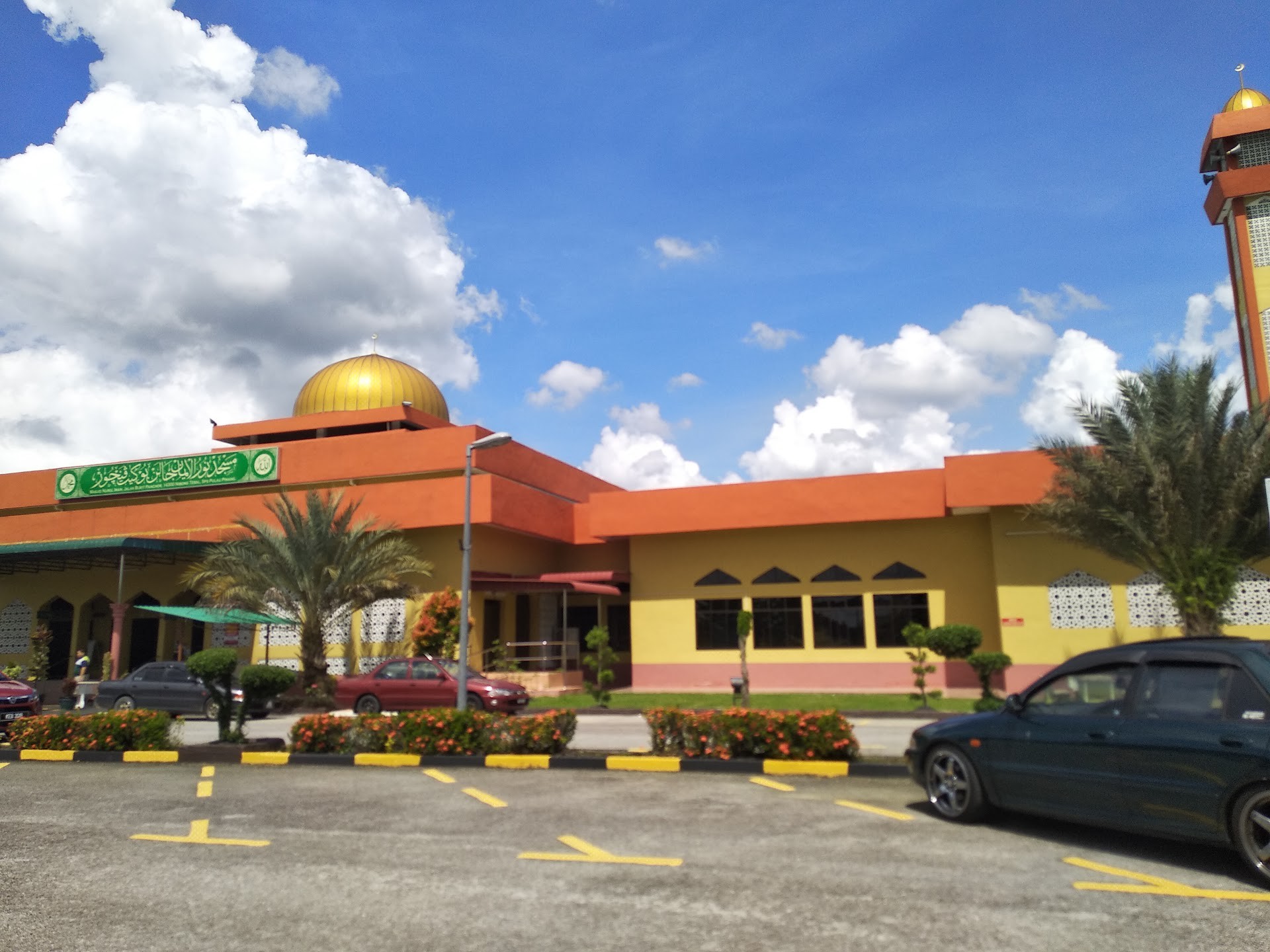 Gambar Masjid Nurul Iman Bukit Panchor