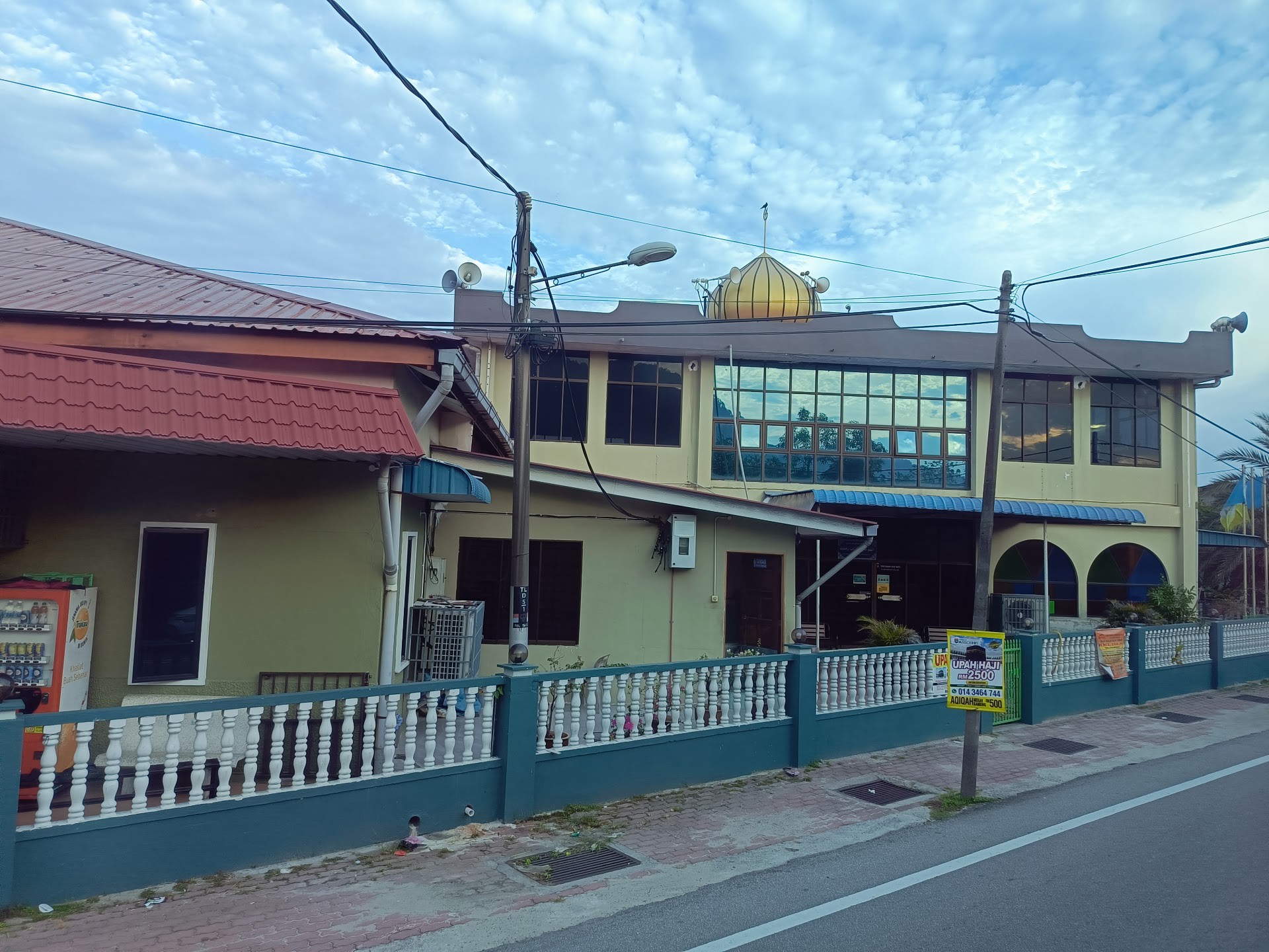 Gambar Masjid Haji Saad