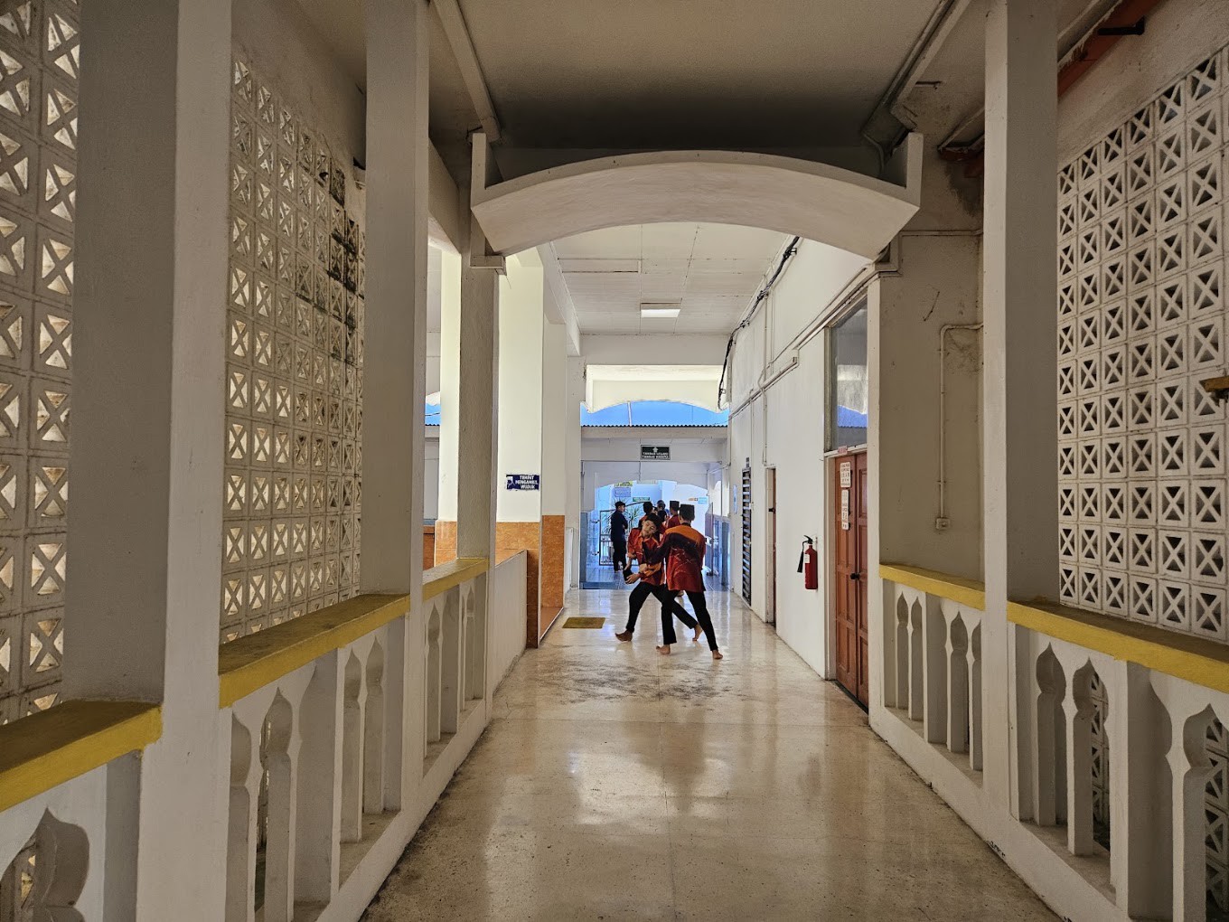 Gambar galeri Masjid Negeri Arau