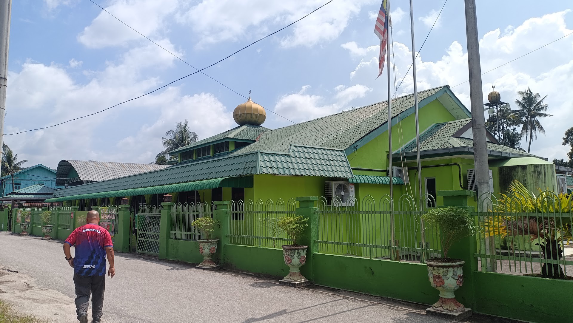 Gambar Masjid Macang Bubuk