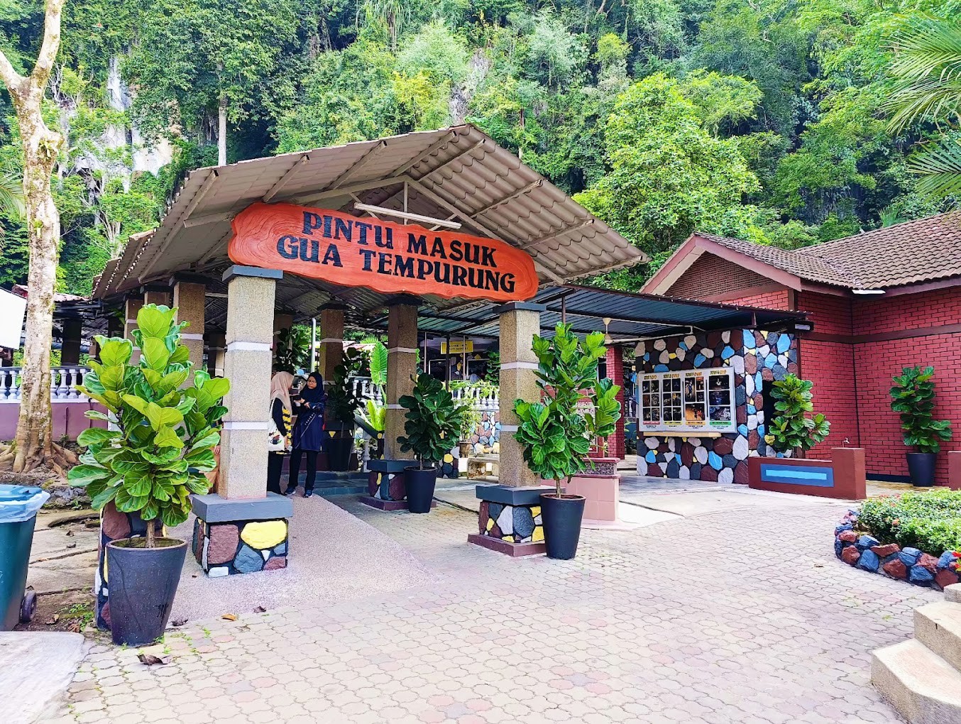 Gambar galeri Gua Tempurung