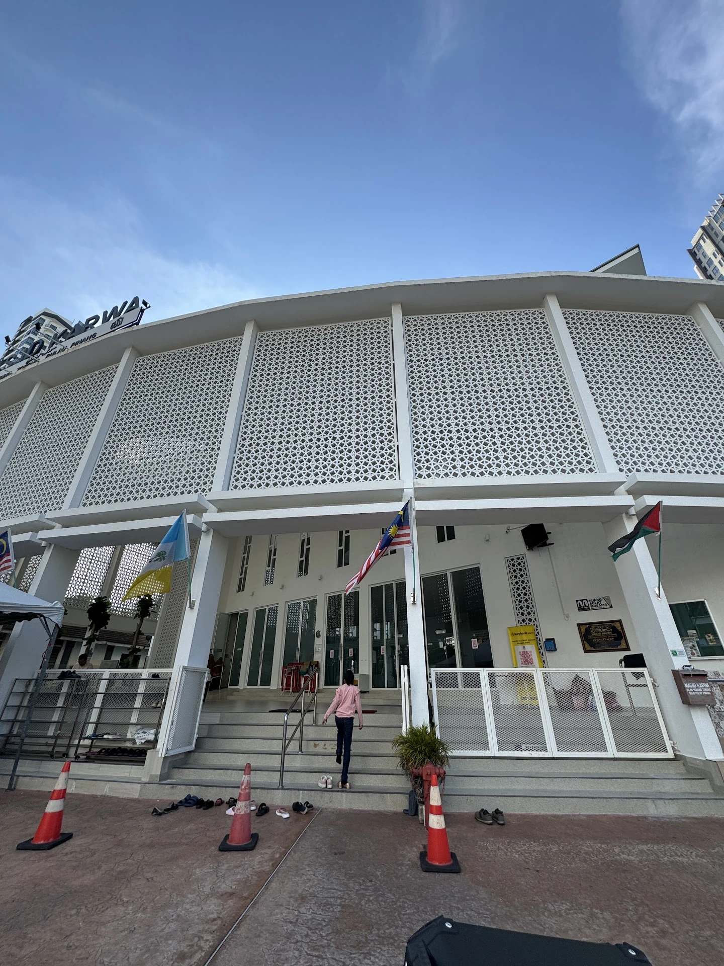 Gambar Masjid Karwa
