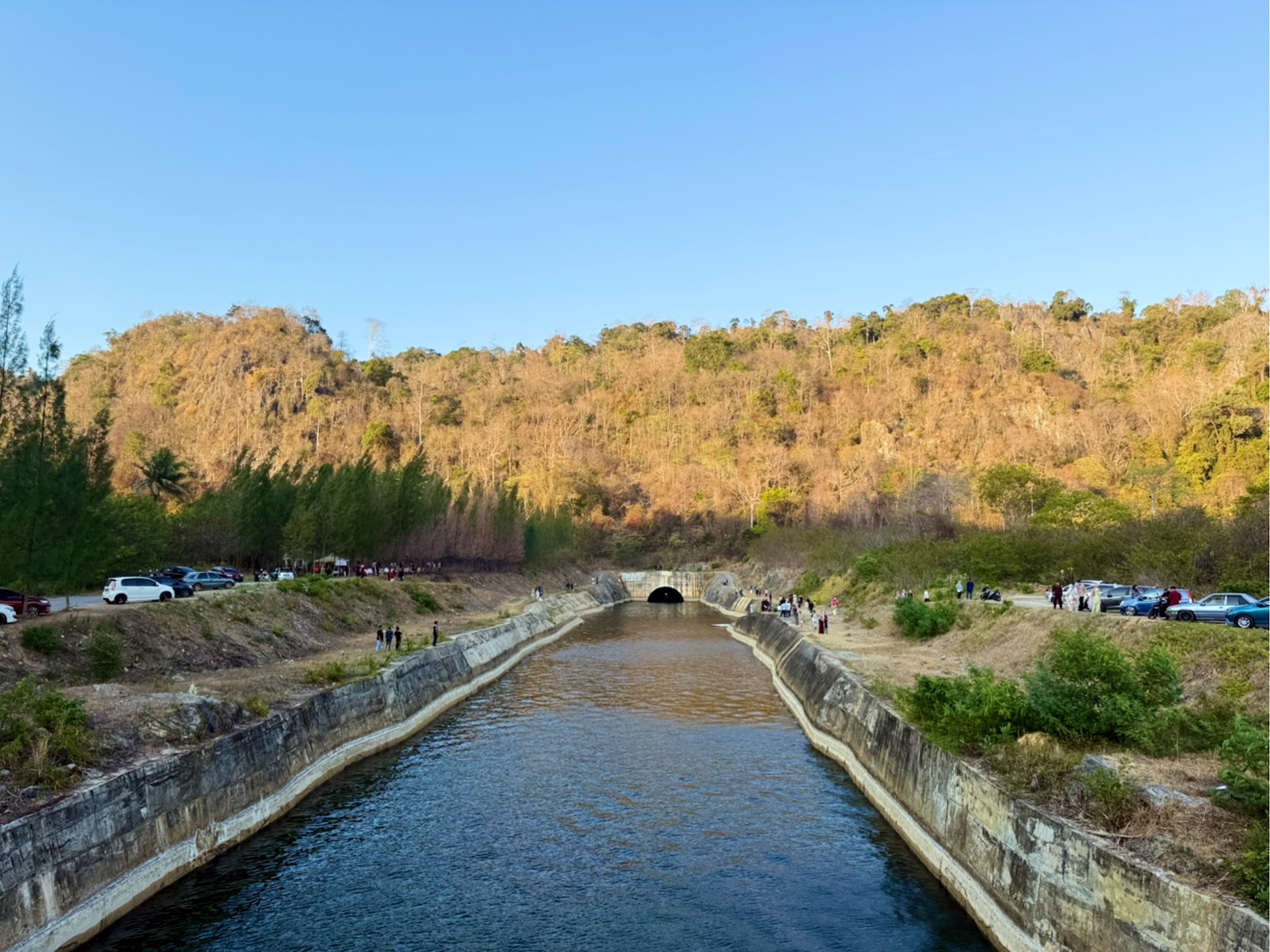Gambar Terowong Kampung Wai