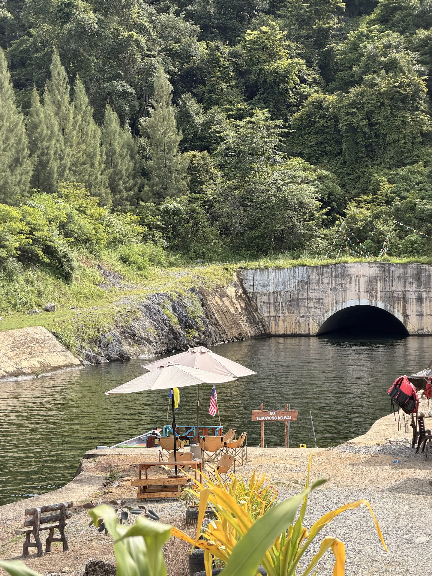 Terowong Kampung Wai — Pintu masuk terowong