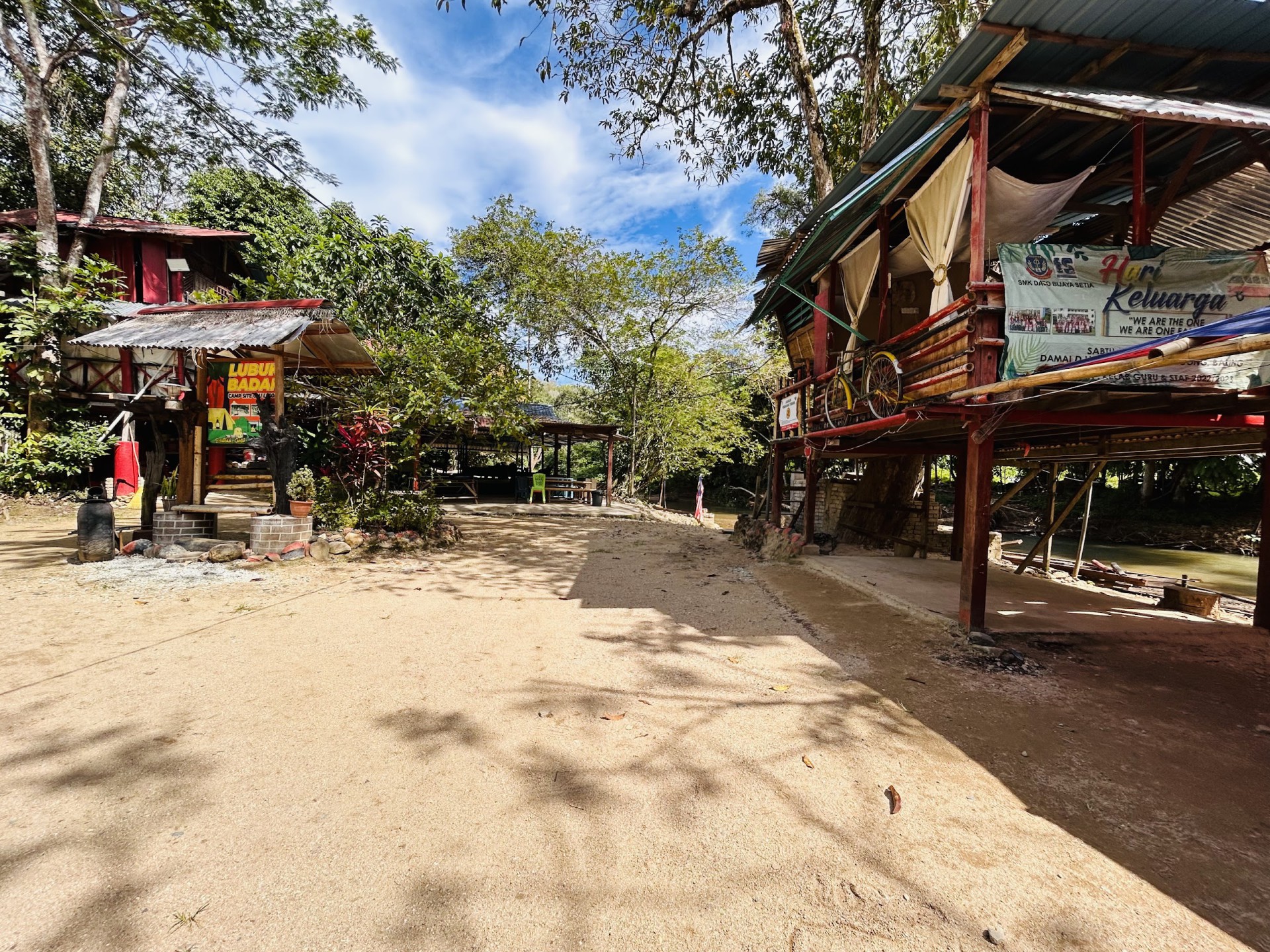 Damai D’Lubuk Badak — Sorotan tempat