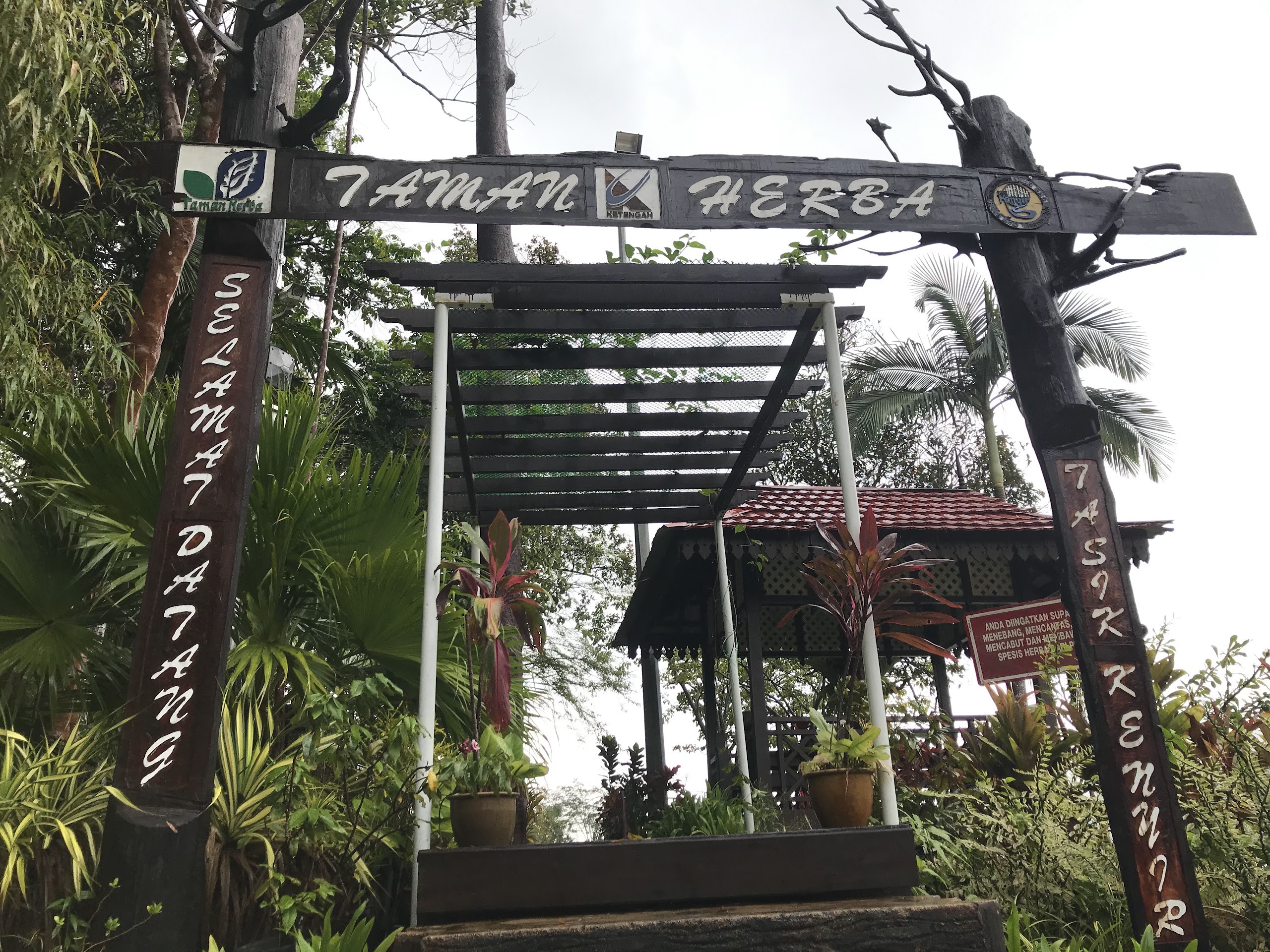 Gambar Taman Herba Tasik Kenyir