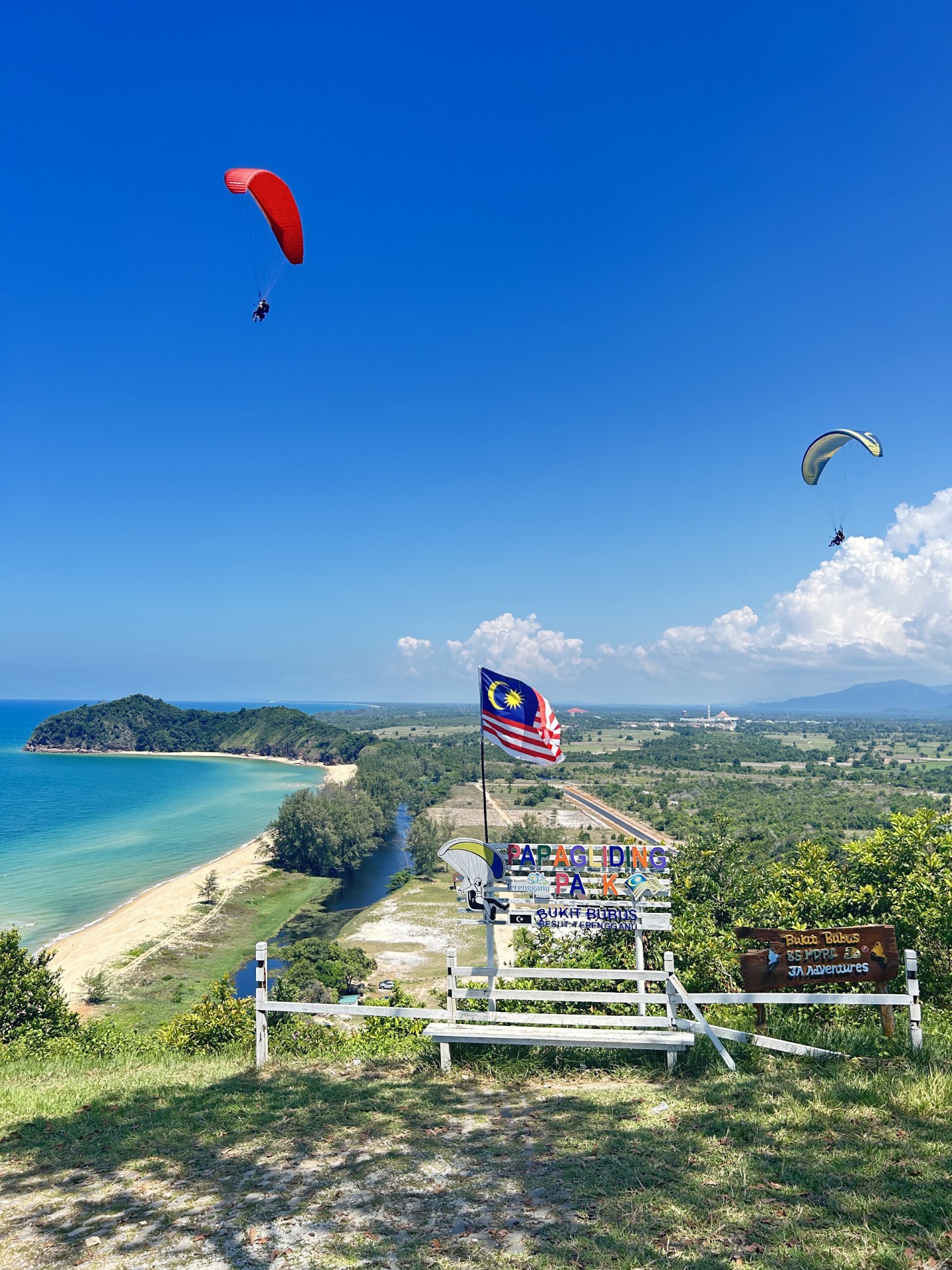 Bukit Bubus Paragliding Park — Sorotan tempat