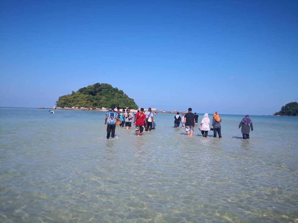 Gambar galeri Pantai Teluk Nipah
