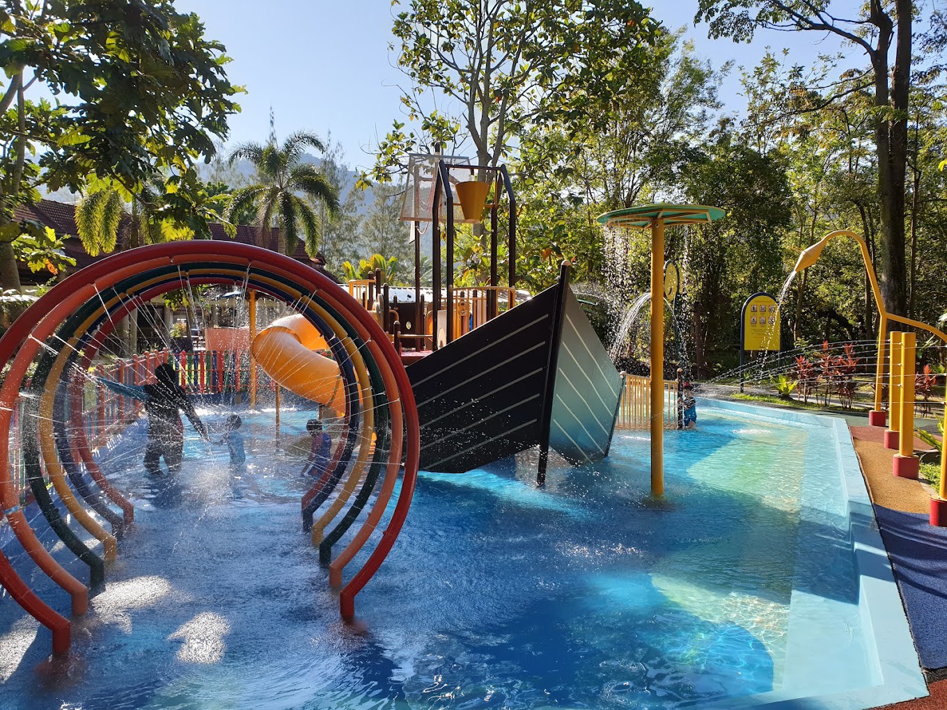 Gambar galeri Taman Rekreasi Air Panas Sungai Klah