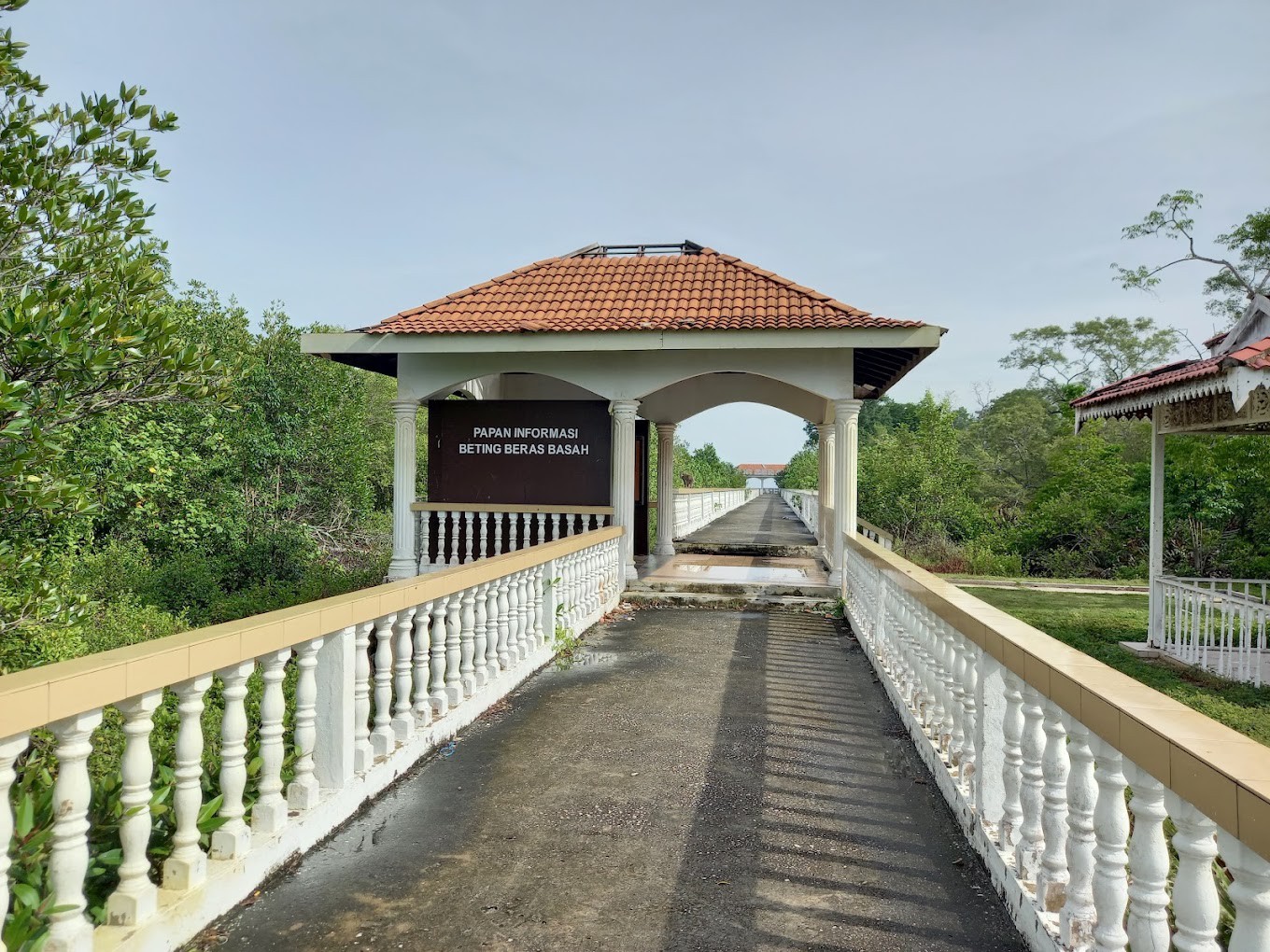 Gambar galeri Jeti Beting Beras Basah