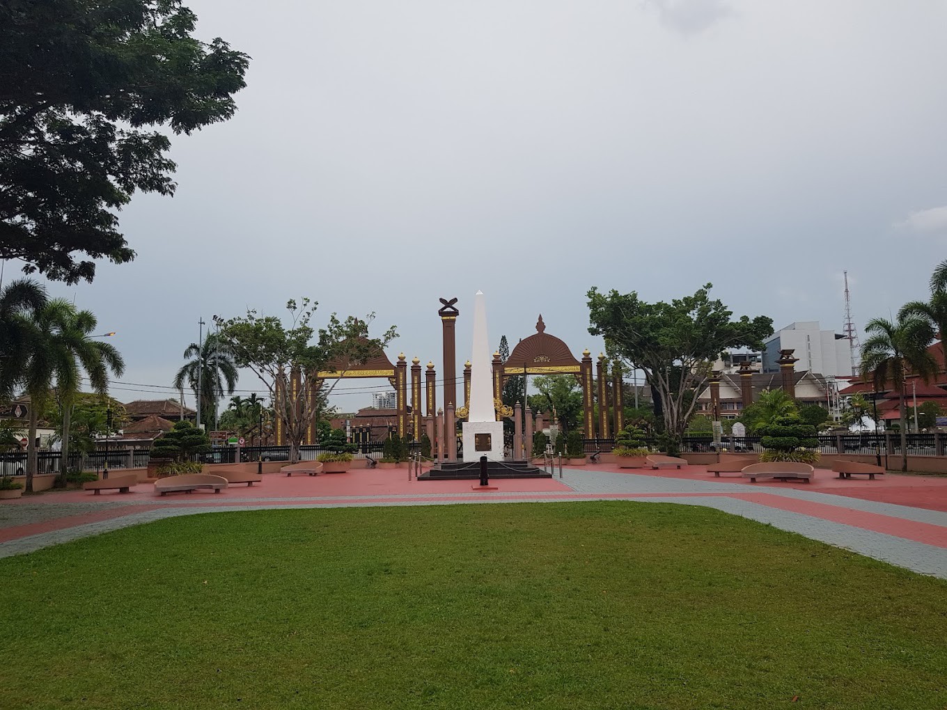 Gambar galeri Padang Merdeka