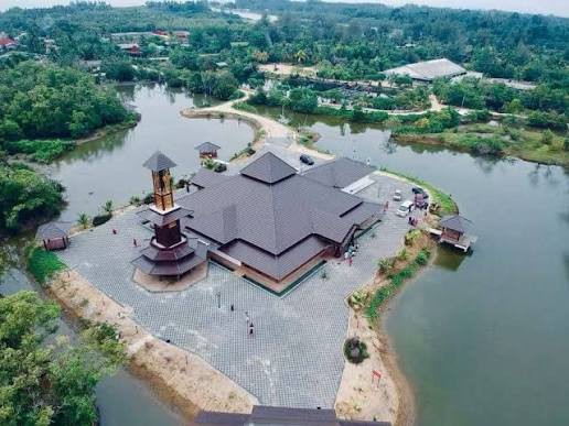 Gambar galeri Masjid Ar-Rahman Pulau Gajah
