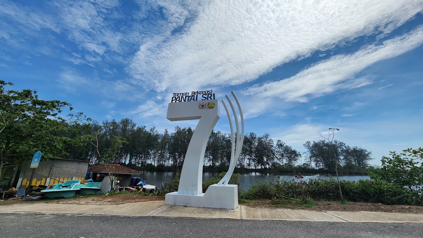 Gambar galeri Pantai Sri Tujuh